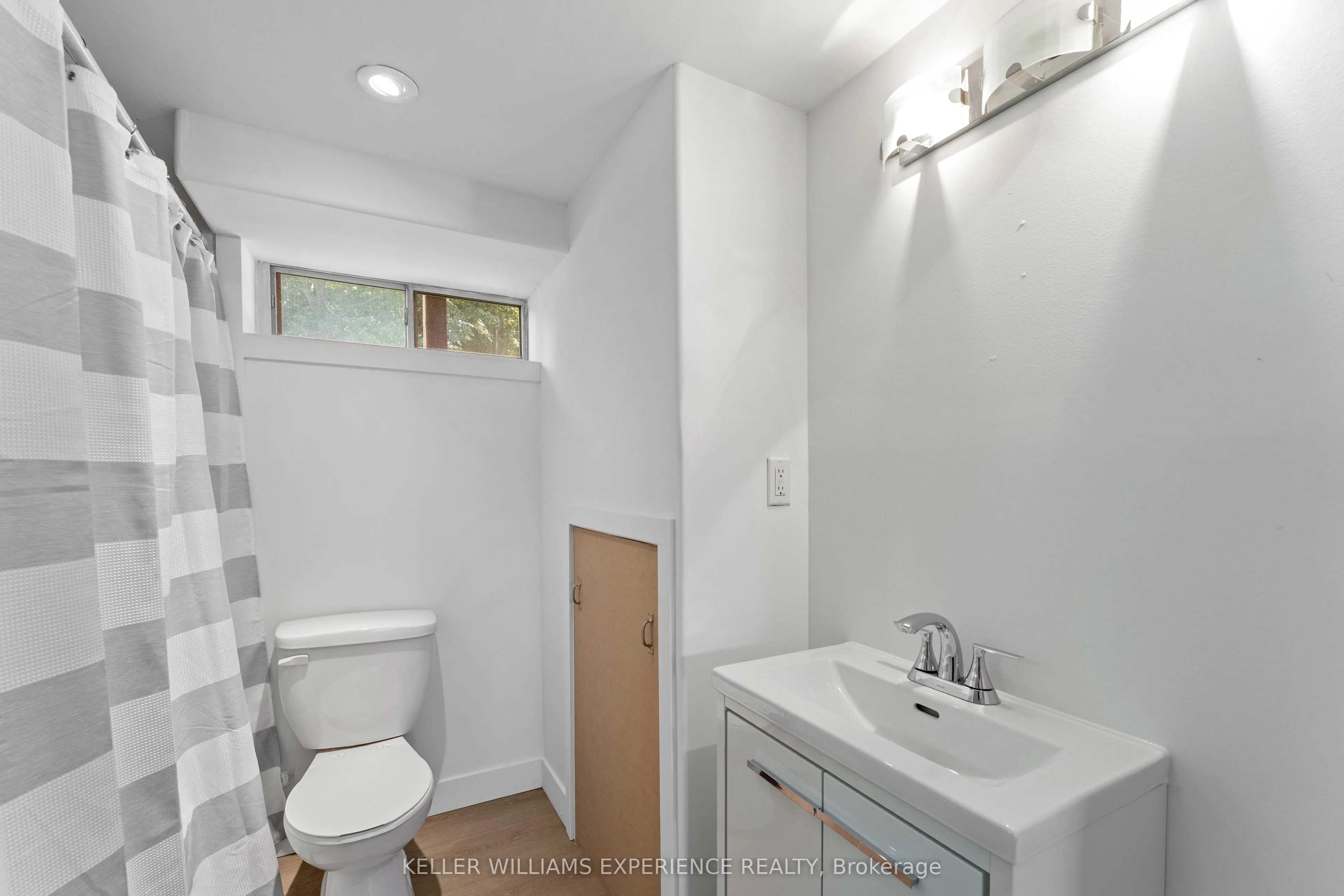 21 Ashburton Crescent