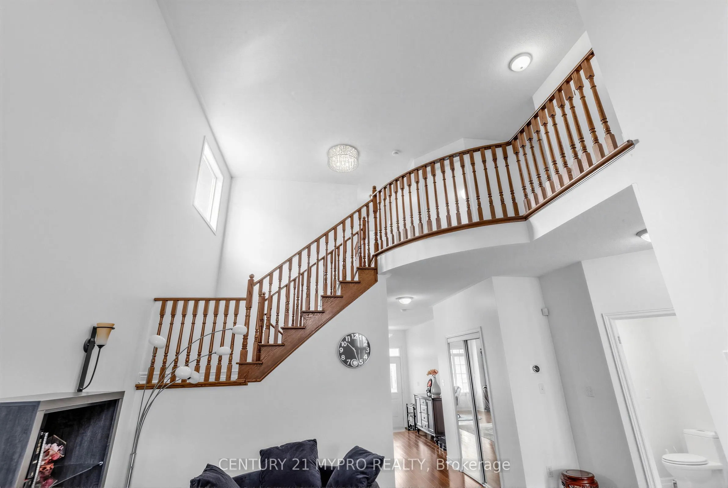 250 Summeridge Drive
