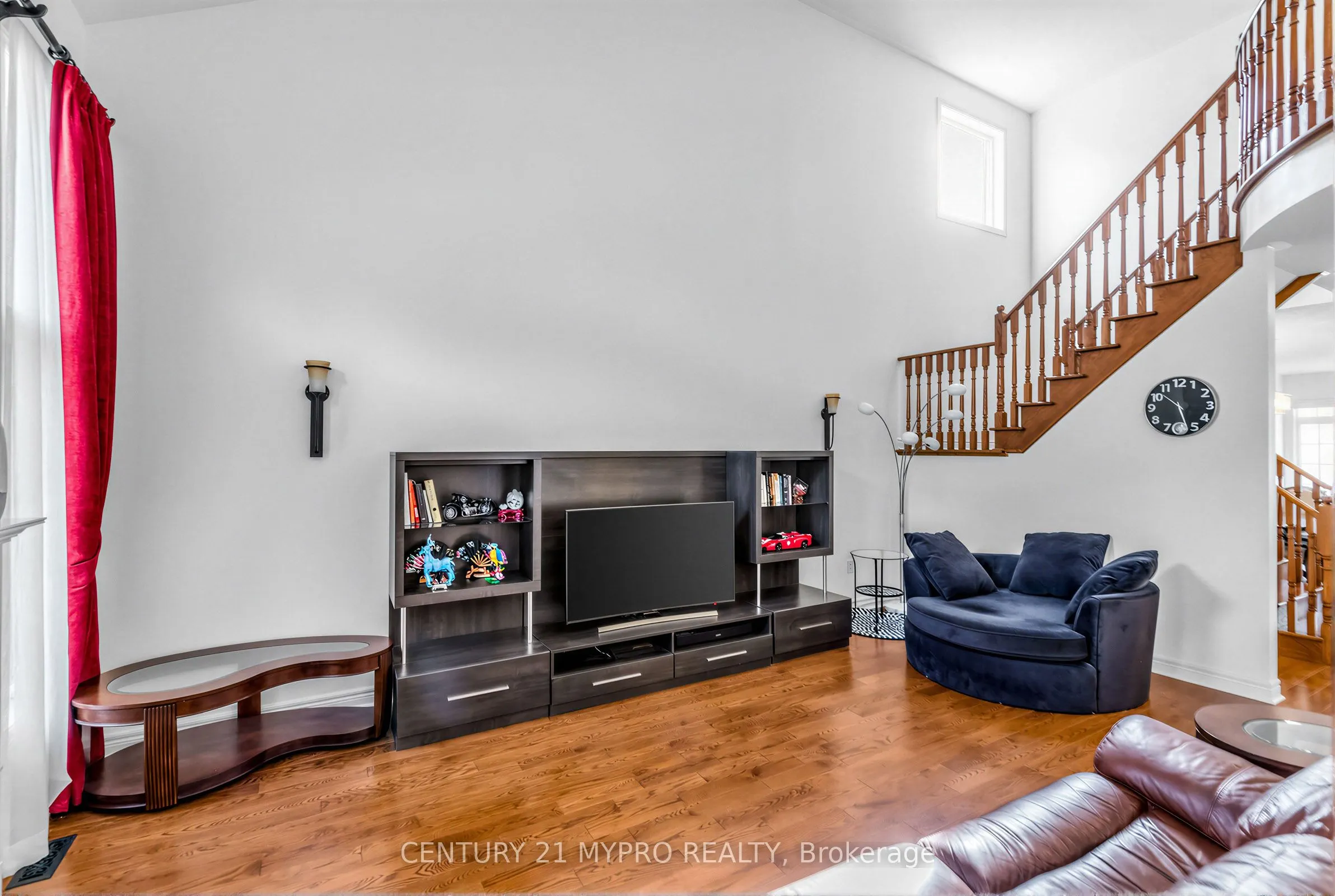 250 Summeridge Drive