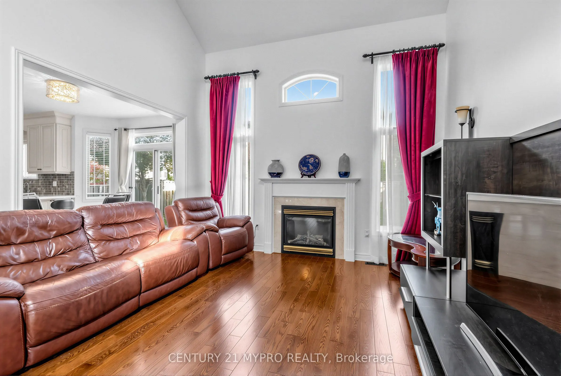 250 Summeridge Drive