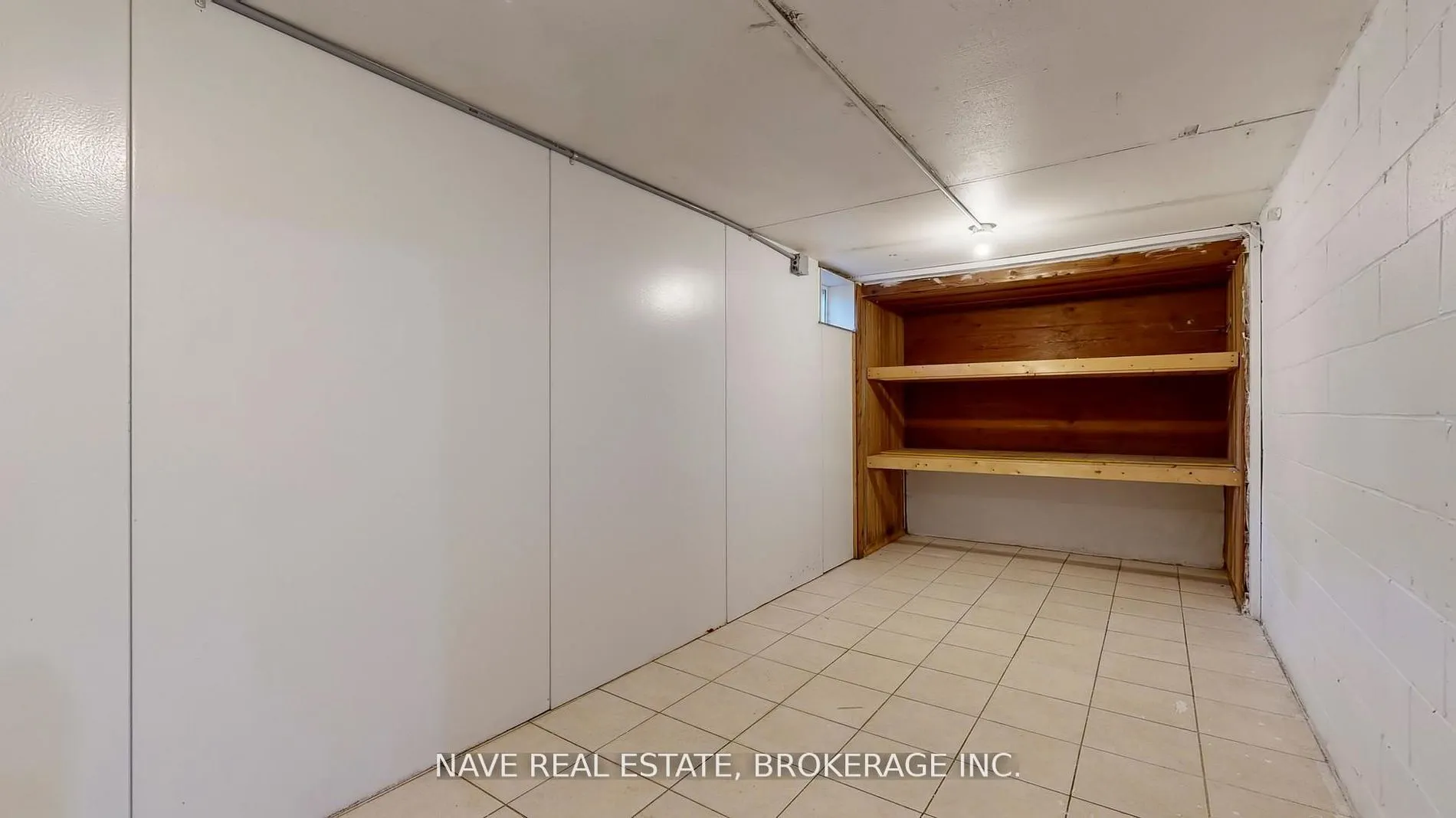 9747 Bathurst Street