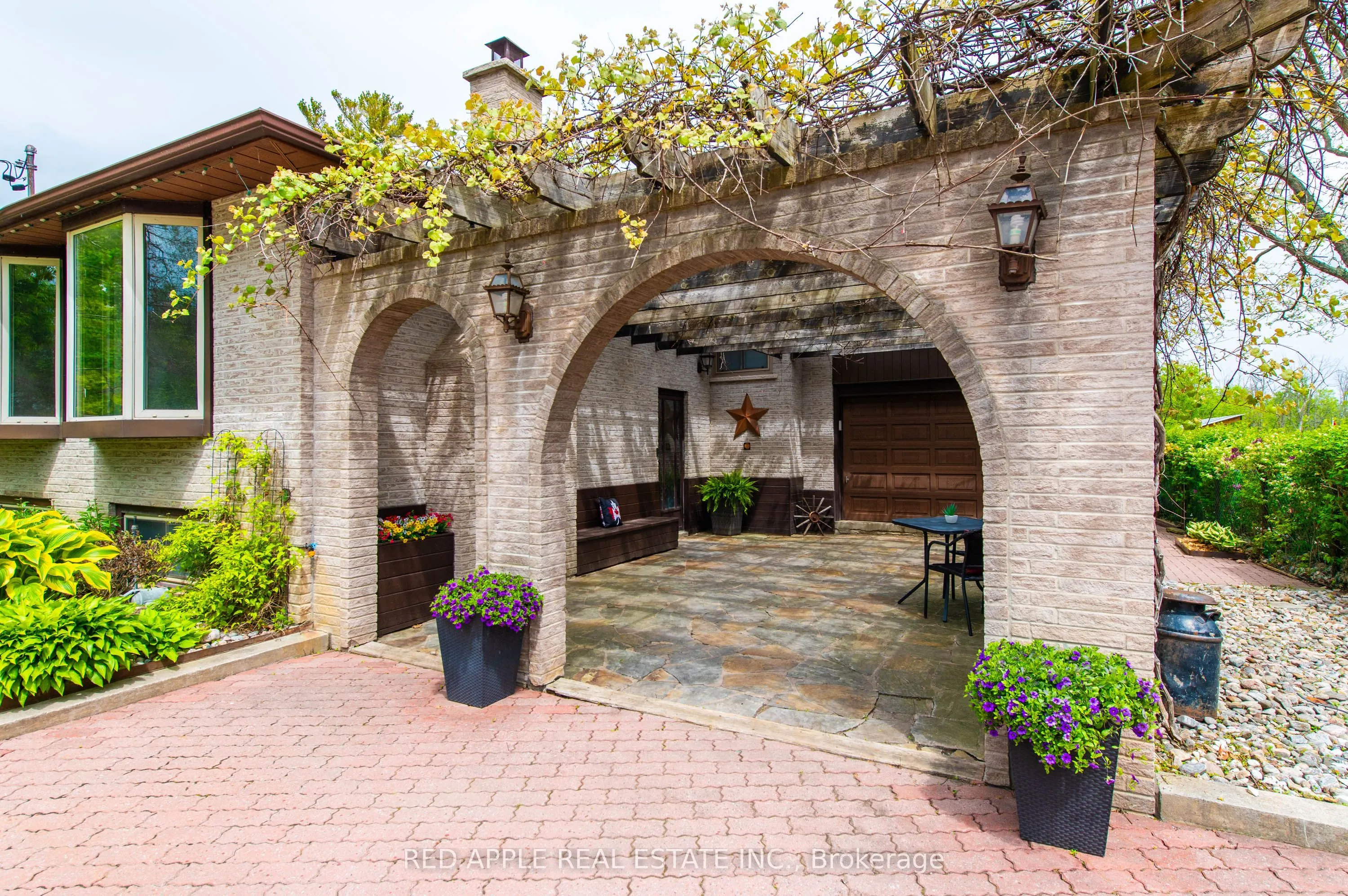 233 Sand Road