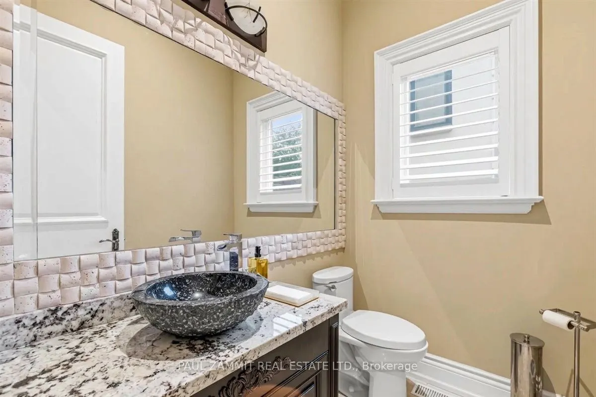 83 Grandview Avenue
