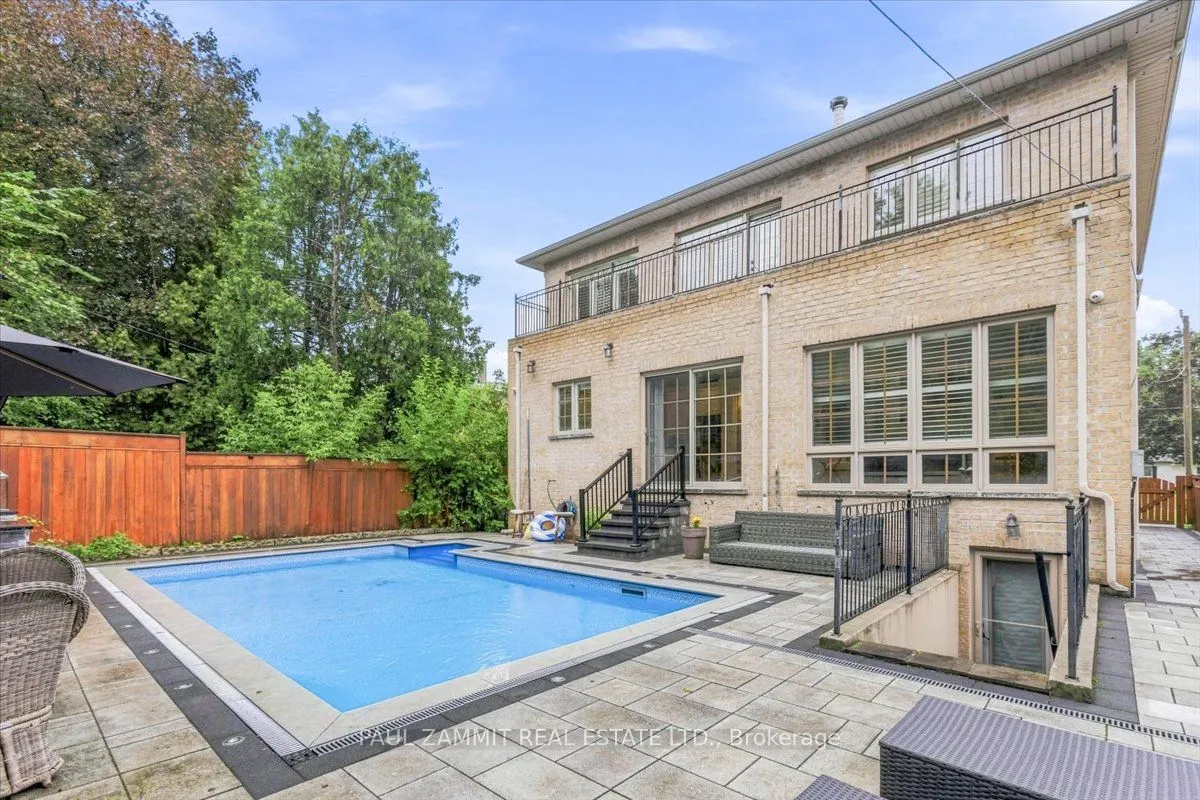 83 Grandview Avenue