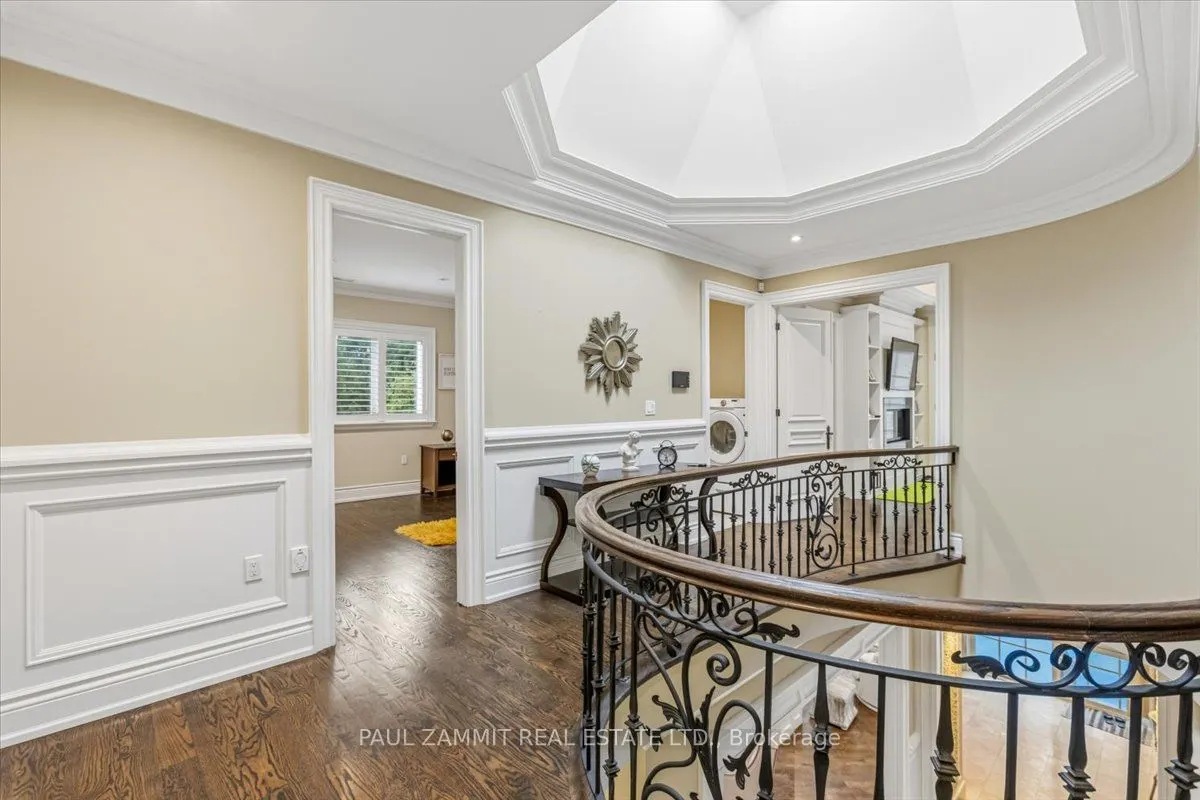 83 Grandview Avenue