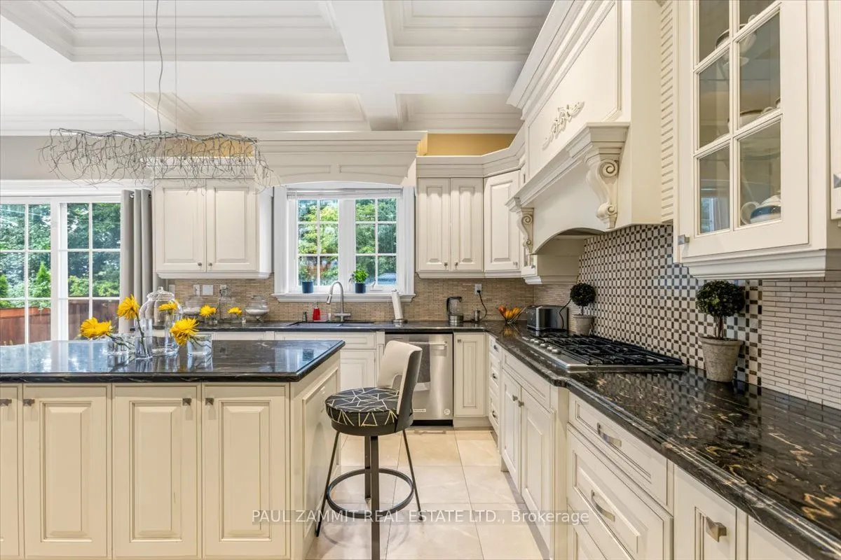 83 Grandview Avenue