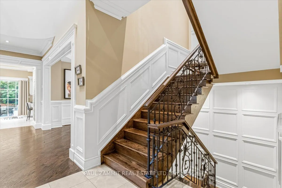 83 Grandview Avenue