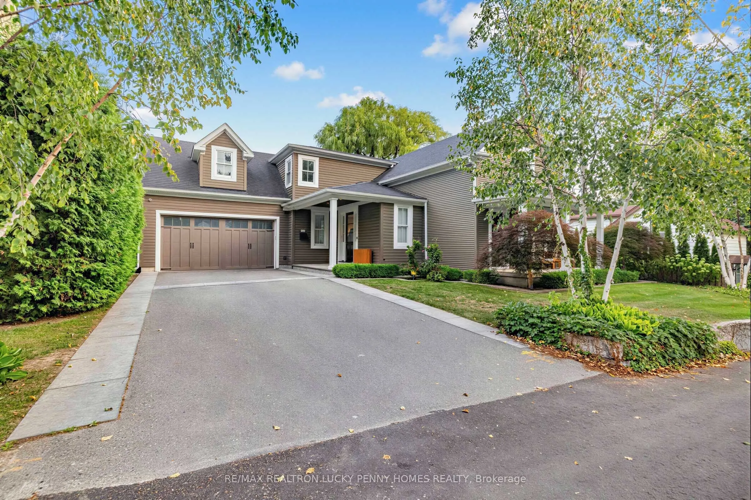 11 Victoria Avenue