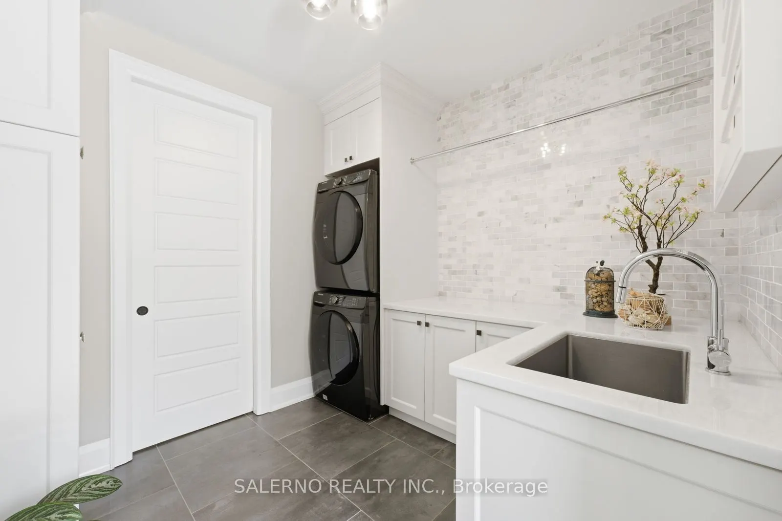6450 Lloydtown Aurora Road