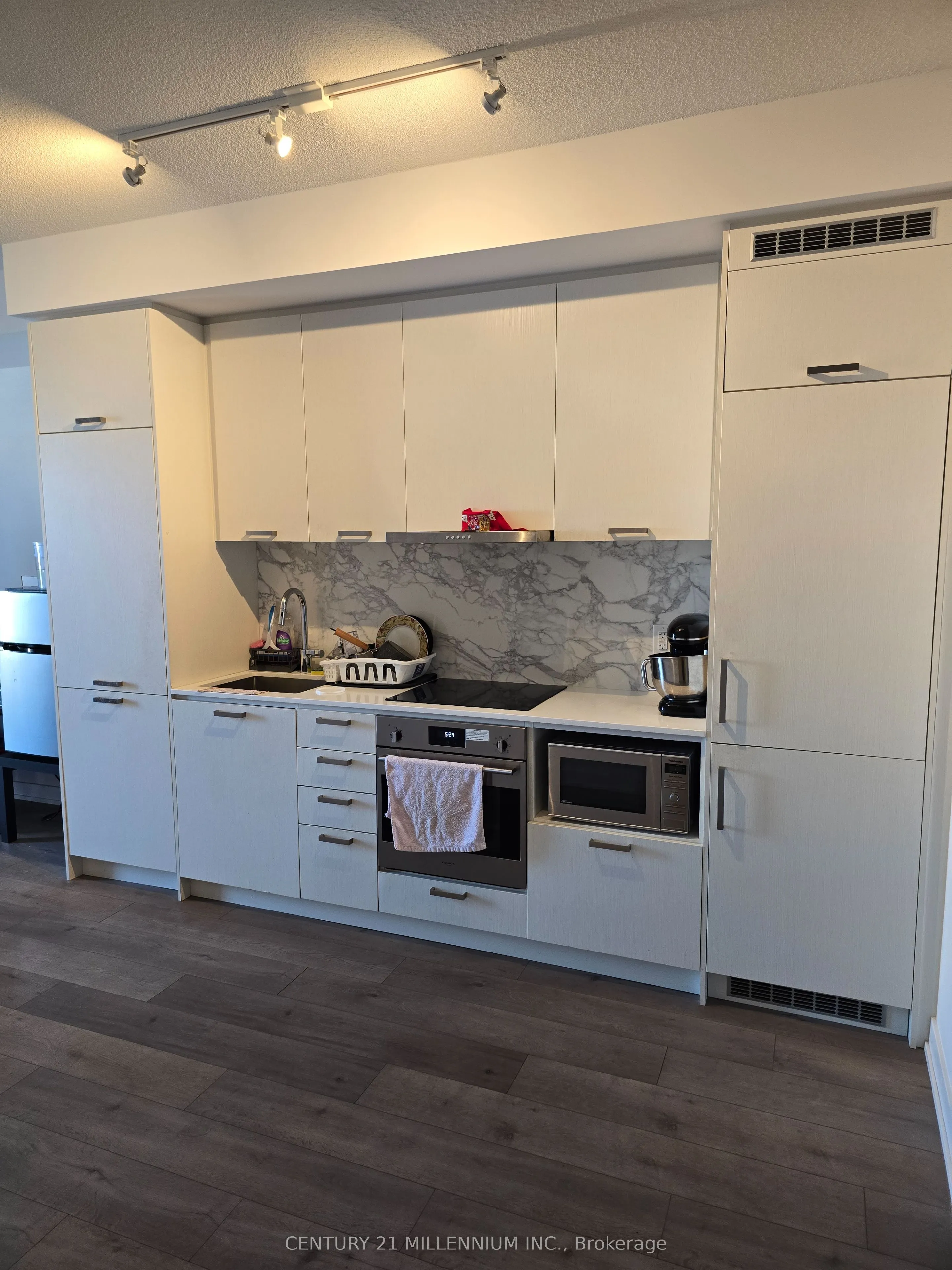 38 Honeycrisp Crescent #1019