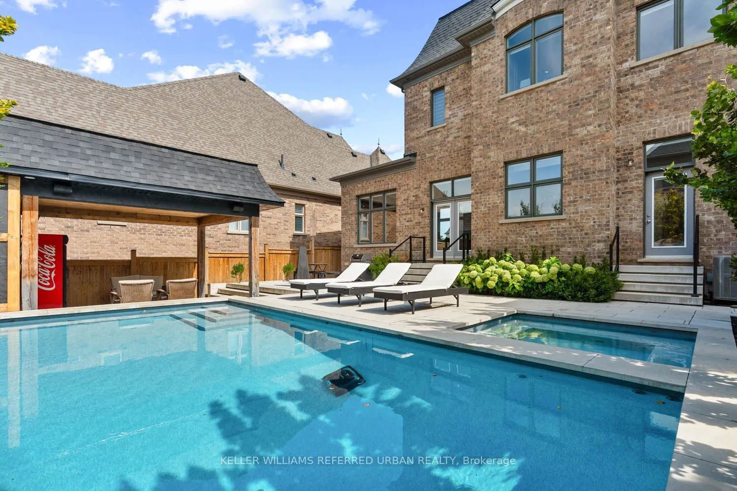 4 Basil Ridge Court