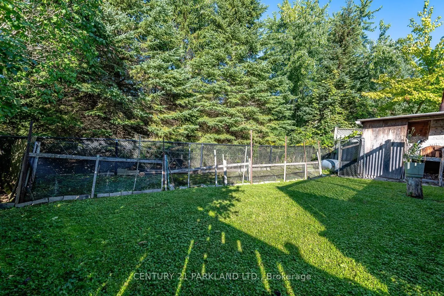 85 Canoe Court