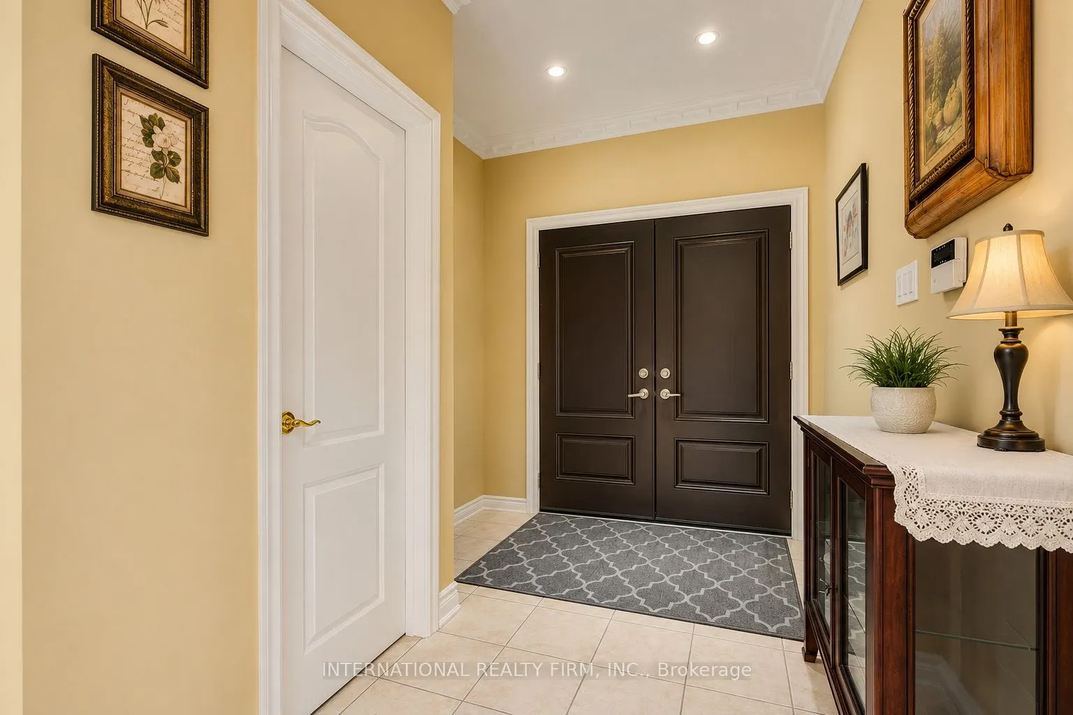 43 Water Garden Lane