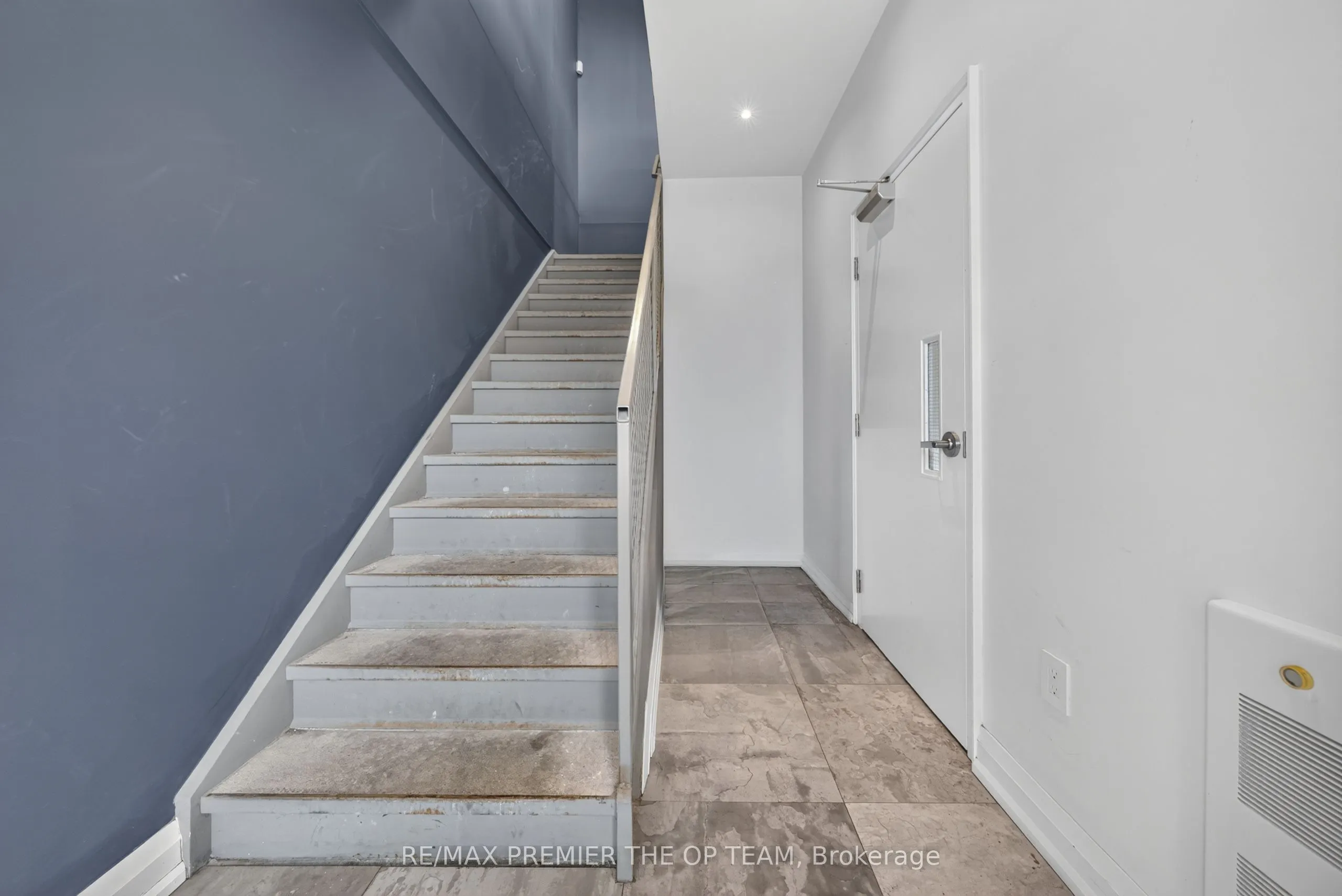 2900 Langstaff Road #1 & 1A
