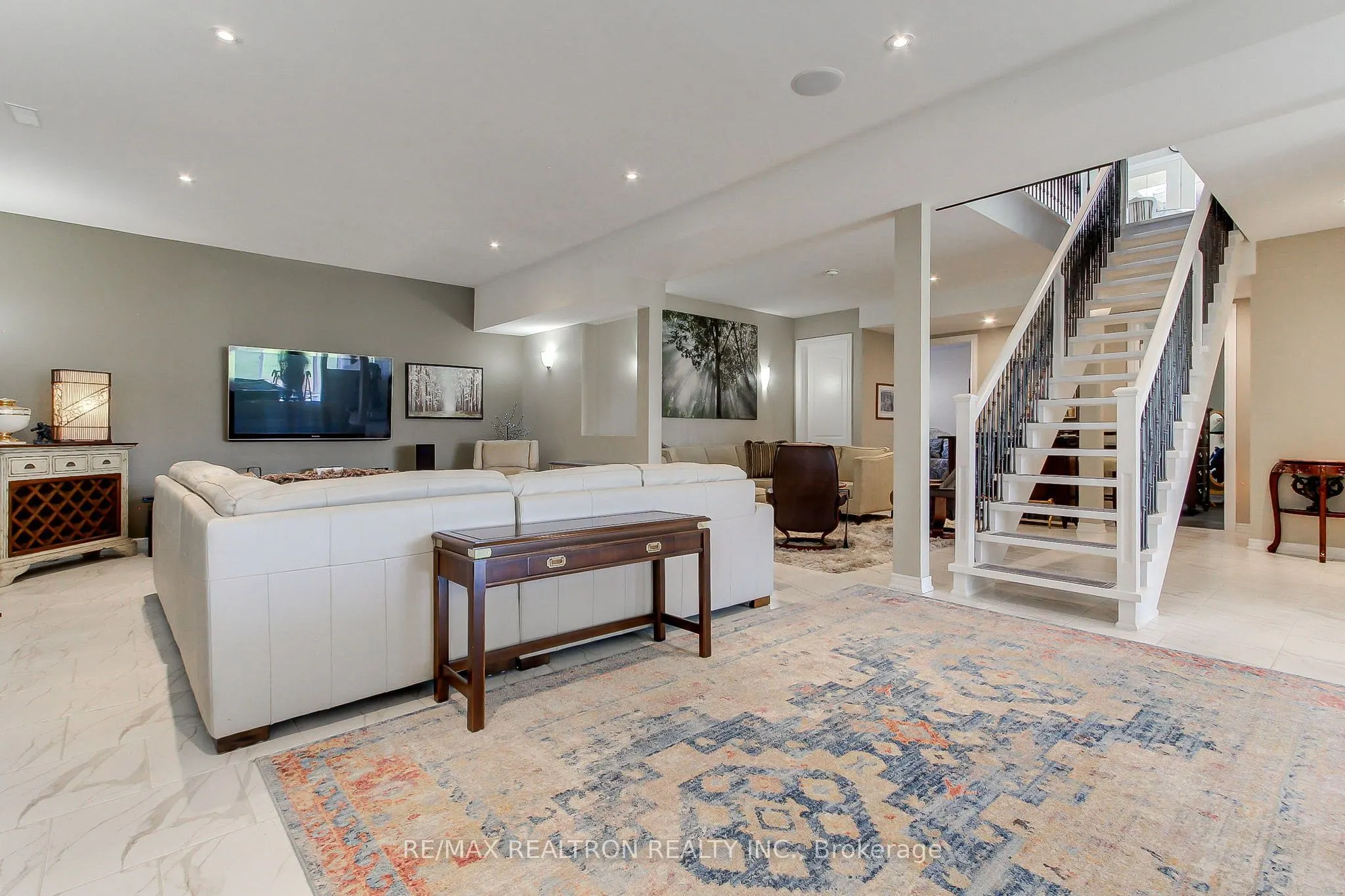 2875 Holborn Road