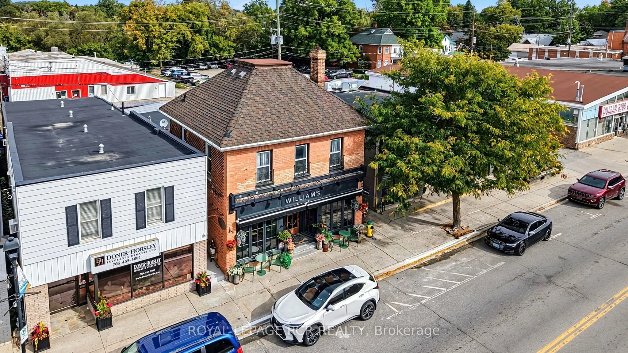 26 Victoria Street E