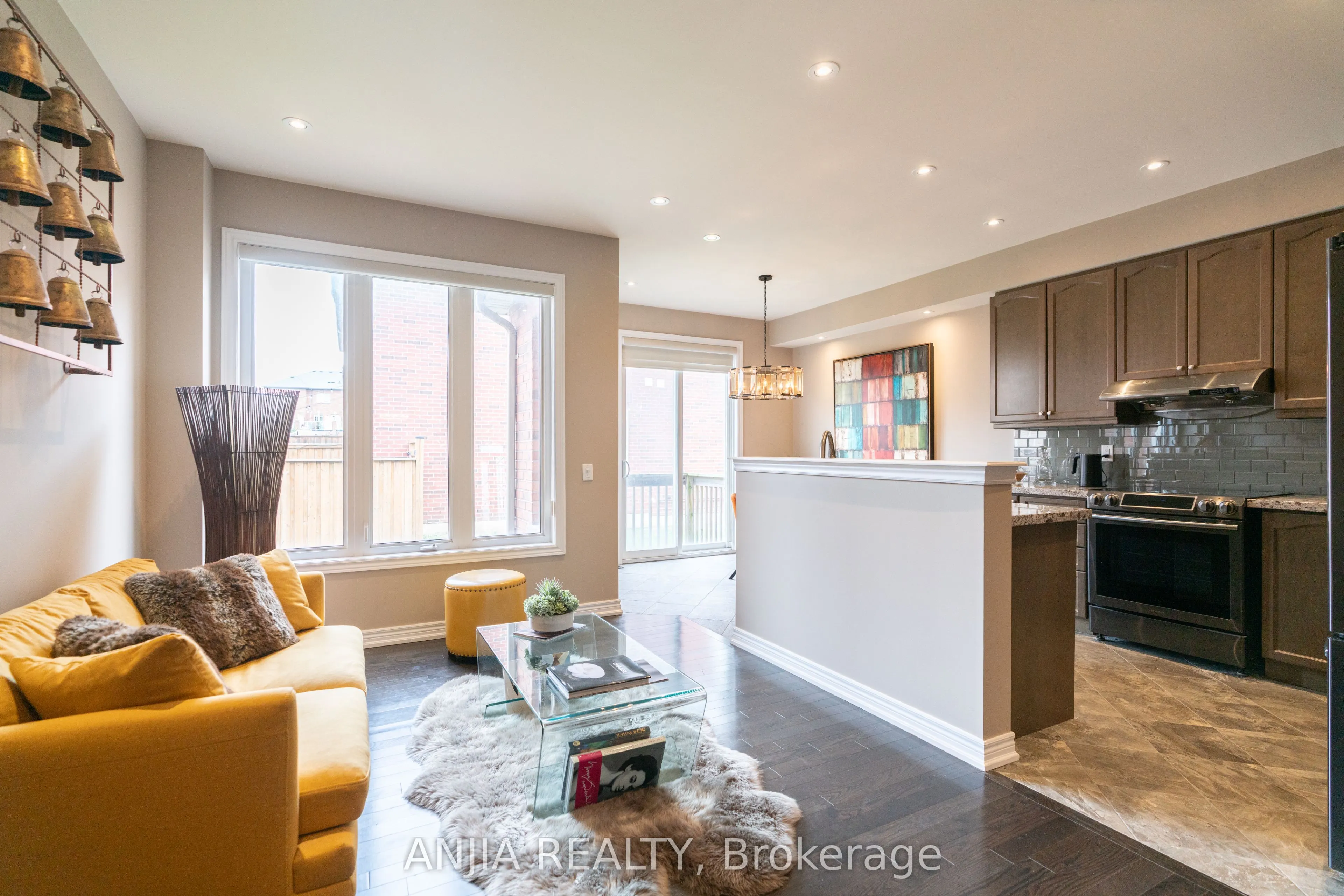 39 Percy Reesor Street