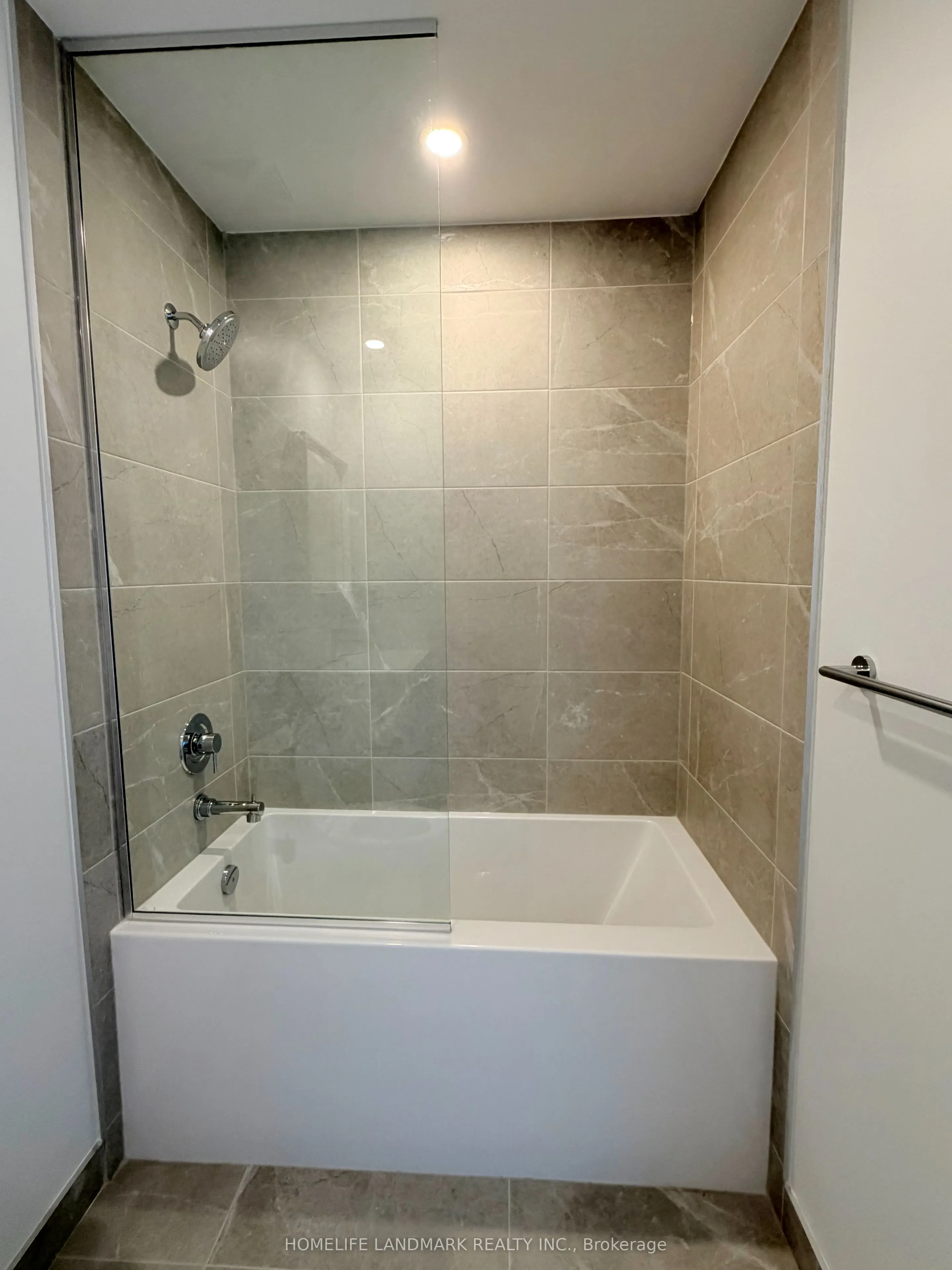 5 Meadowdale Road #1810