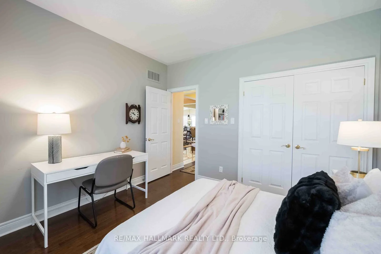 2 Berg Court