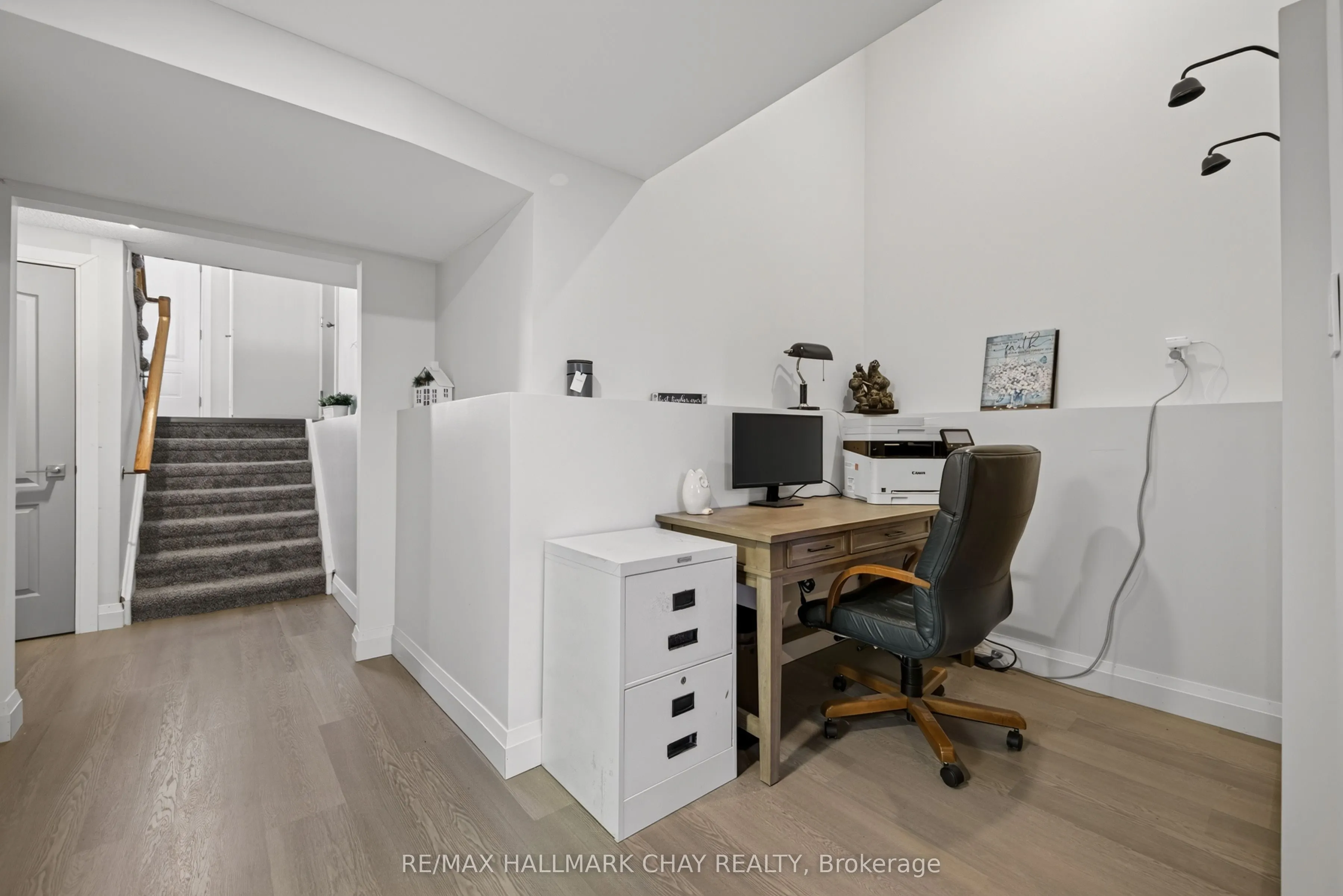 12 Mansonic Way