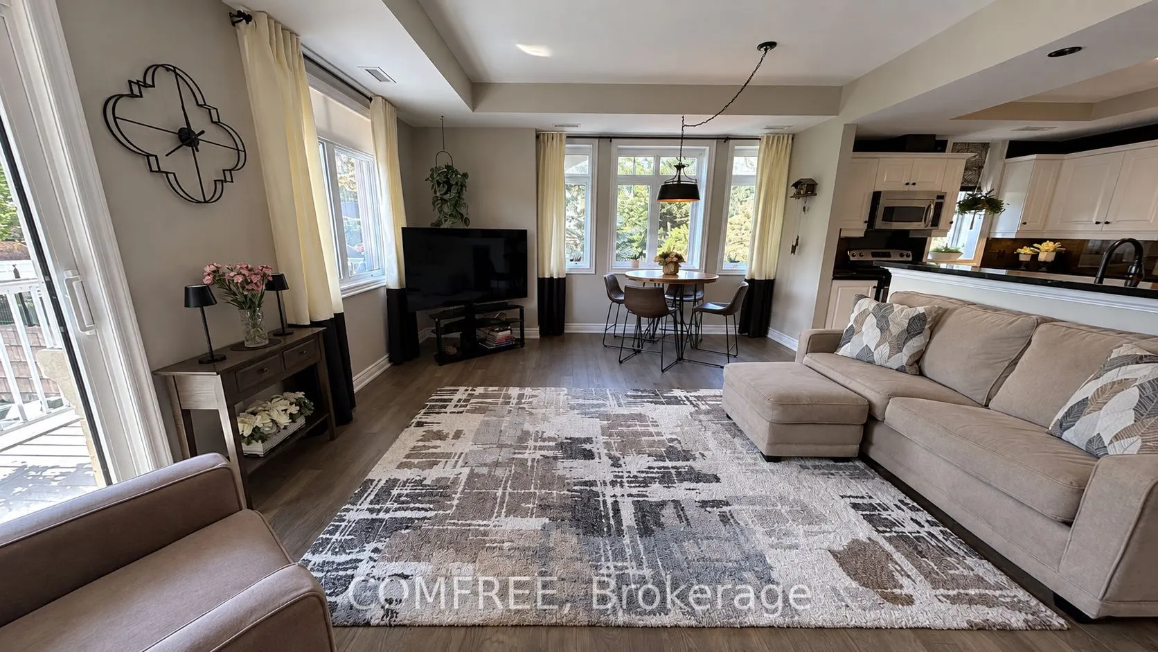 78 Sunset Boulevard #312