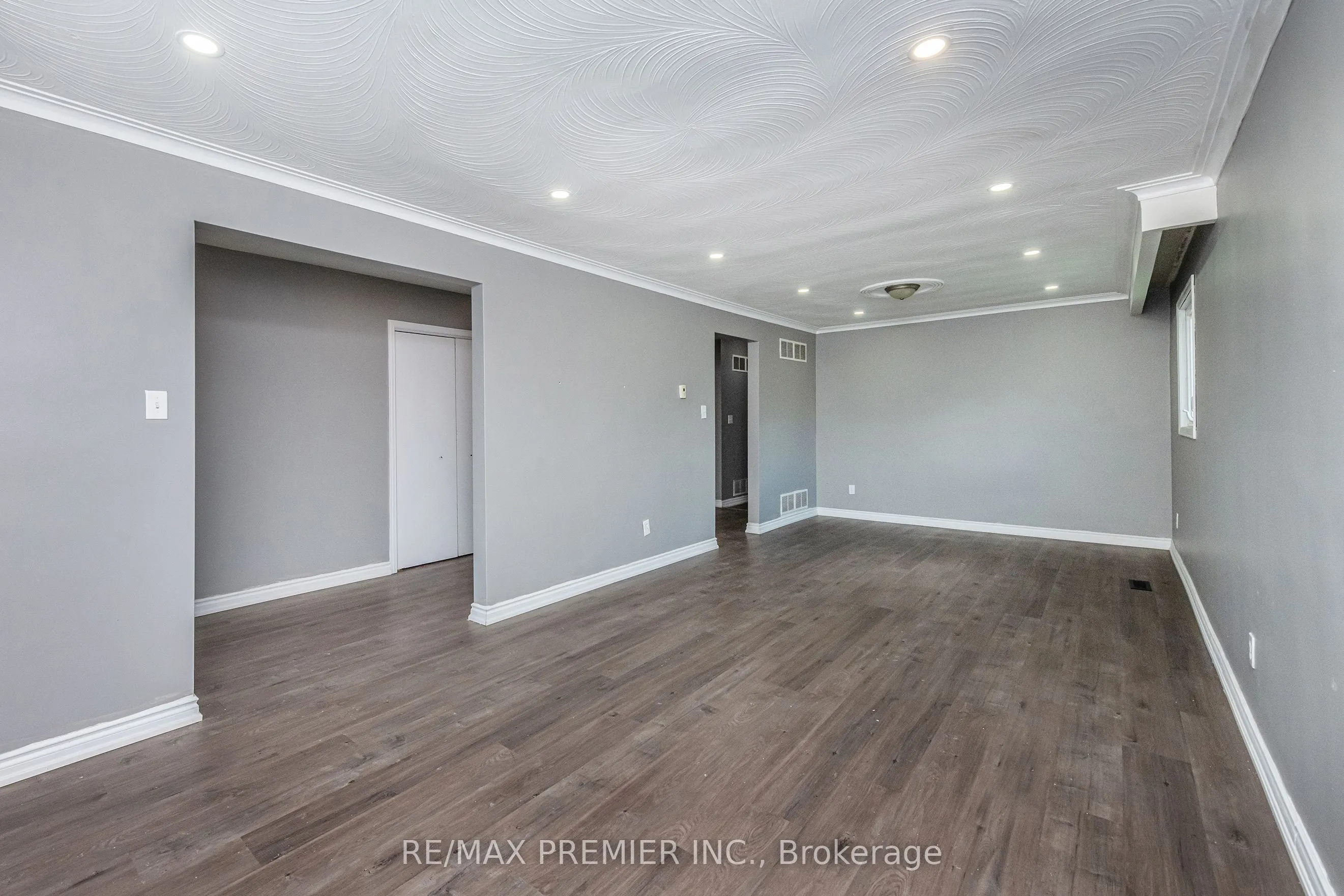 43 Jules Avenue