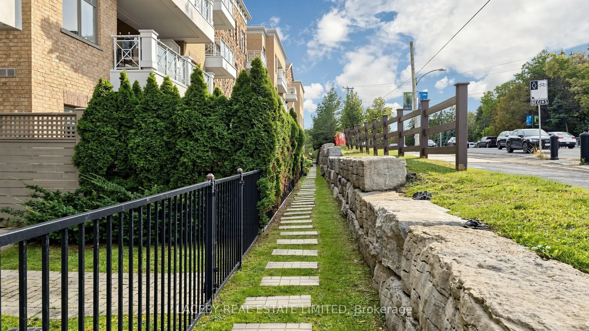 80 Burns Boulevard #319