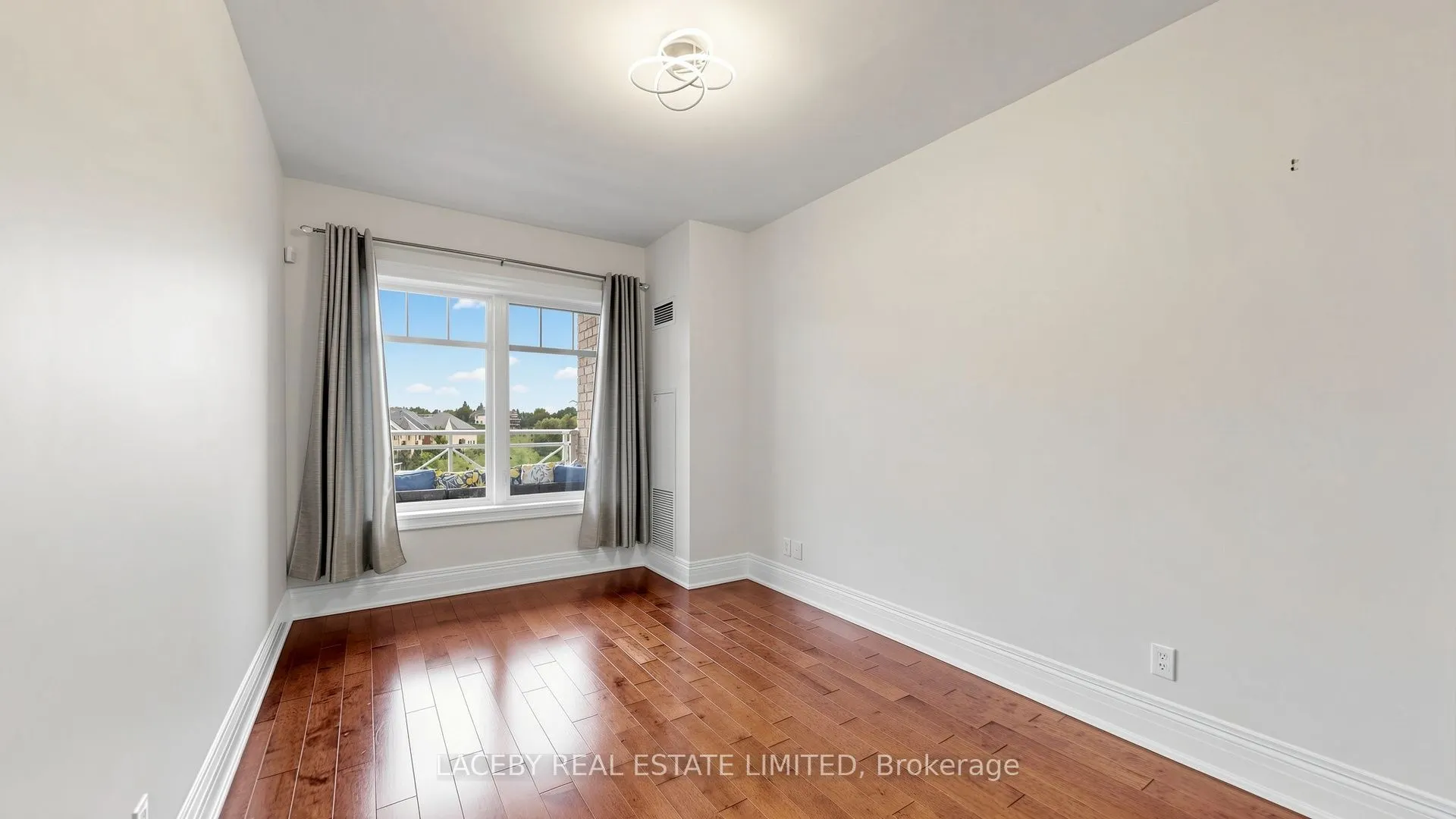 80 Burns Boulevard #319