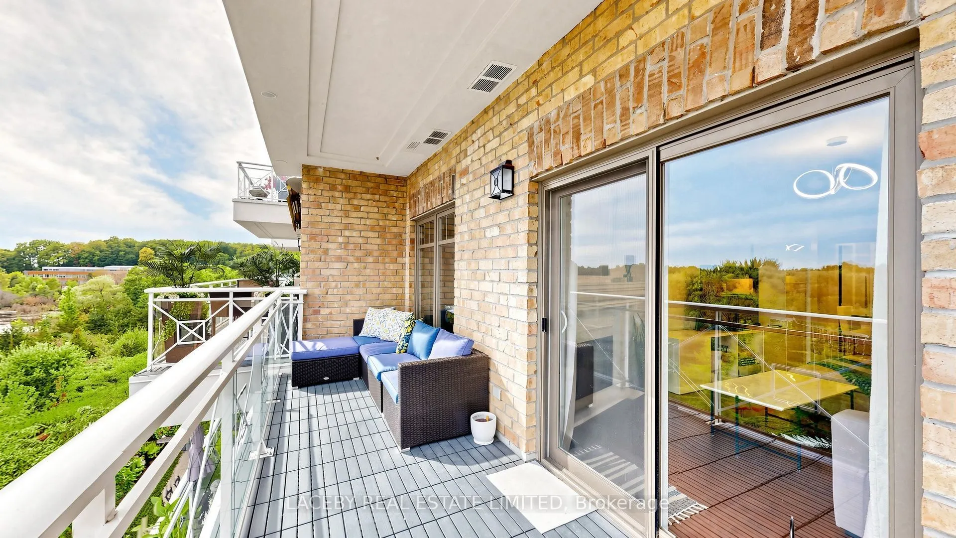 80 Burns Boulevard #319