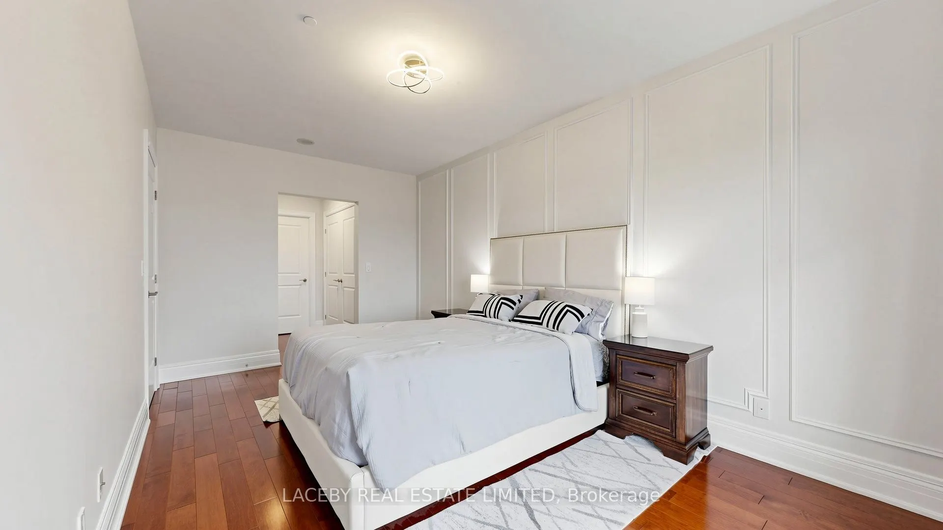 80 Burns Boulevard #319