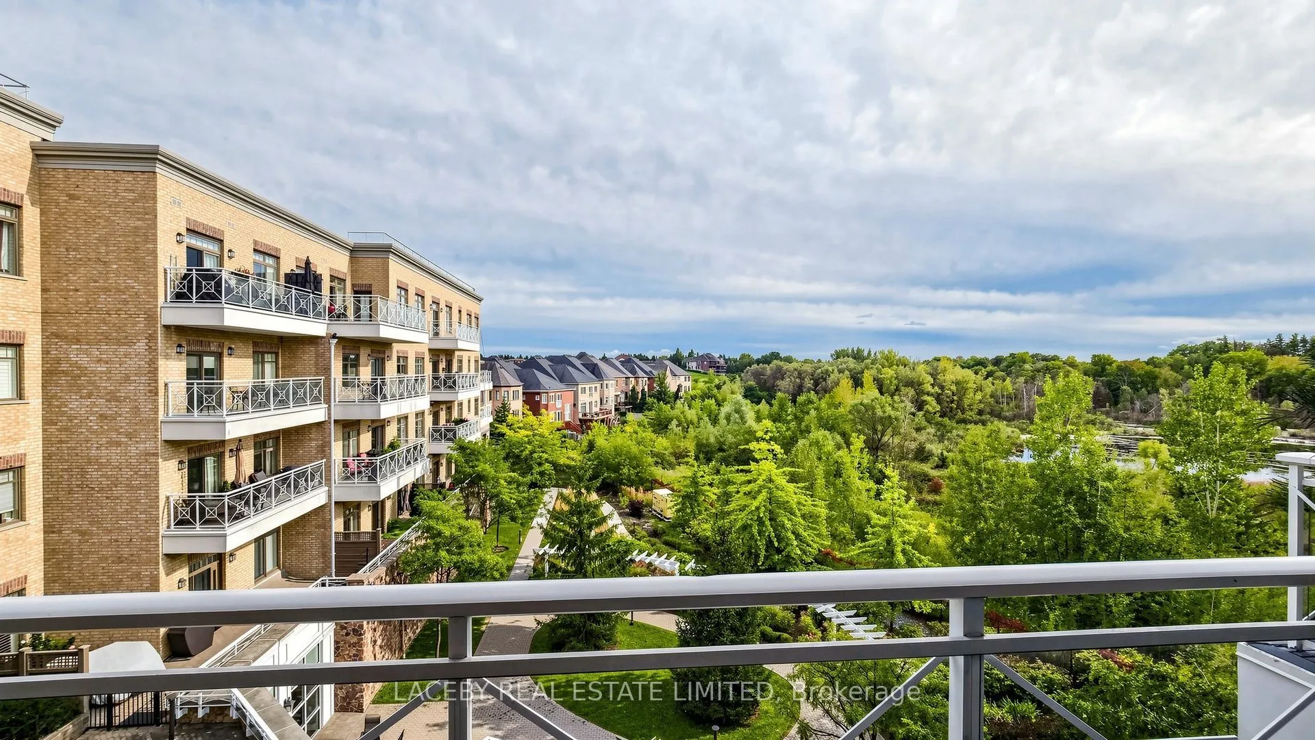 80 Burns Boulevard #319