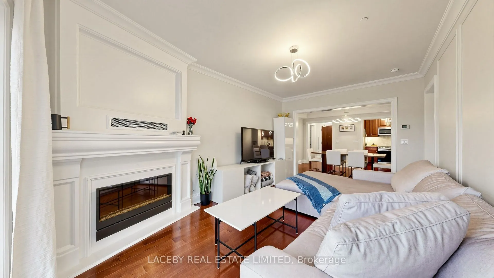80 Burns Boulevard #319