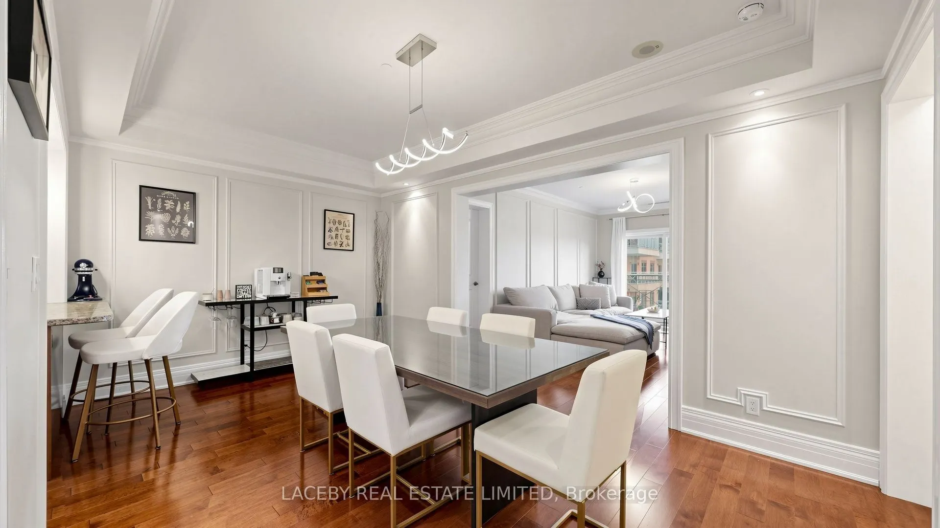 80 Burns Boulevard #319
