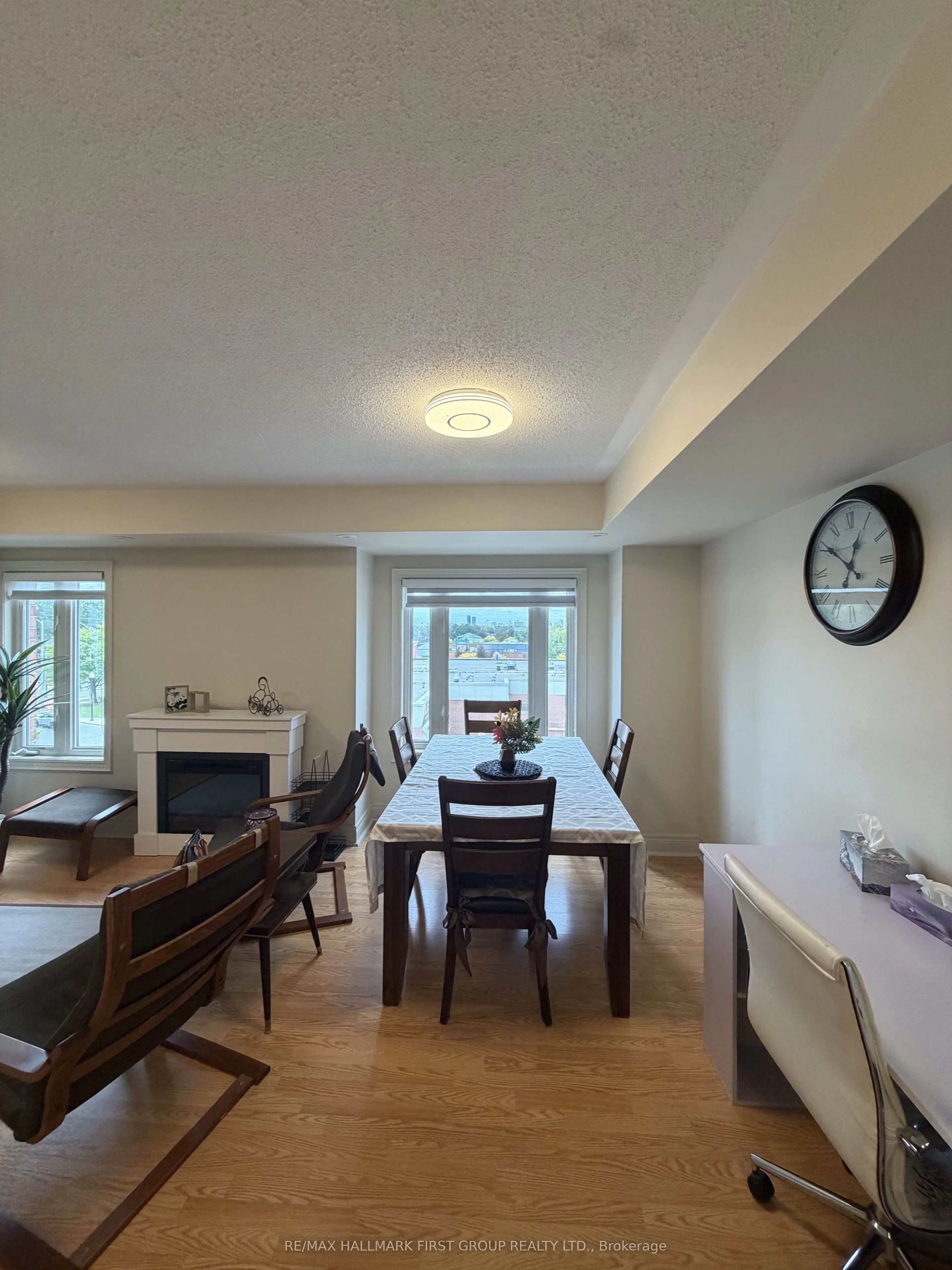 306 John Street #280