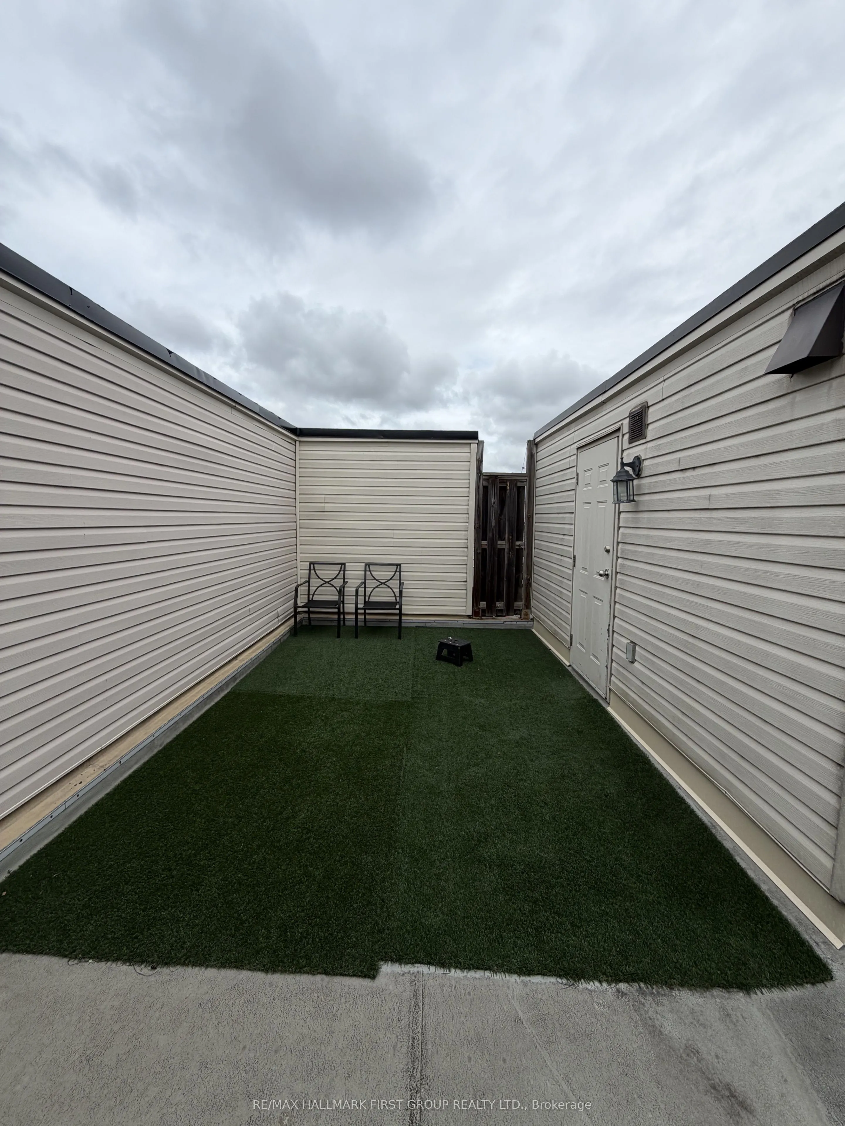 306 John Street #280