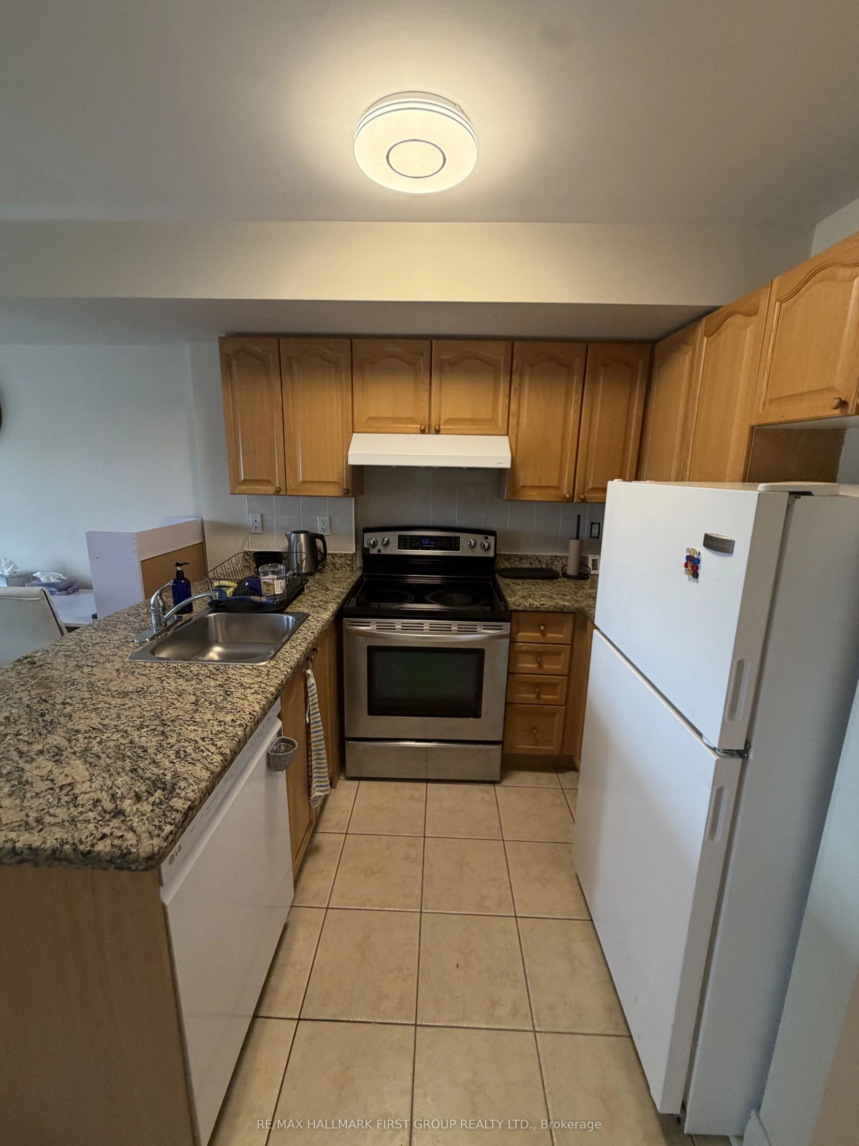 306 John Street #280