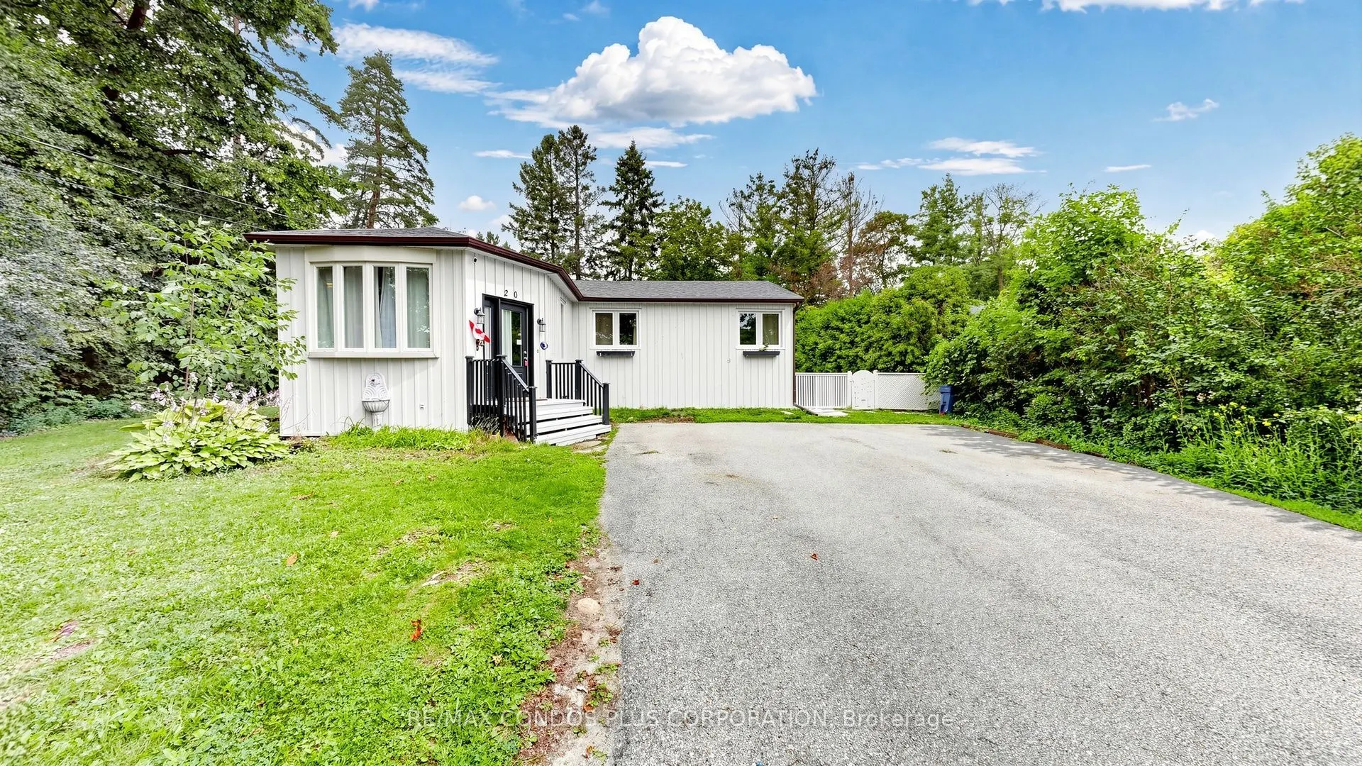 20 Southwood Crescent