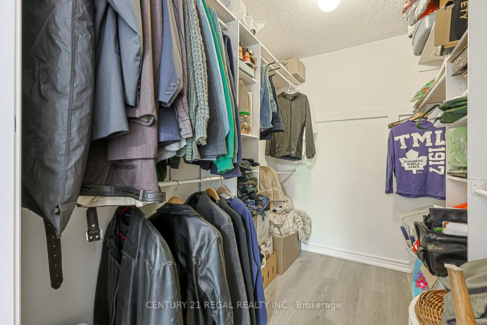 599 Sandford Street