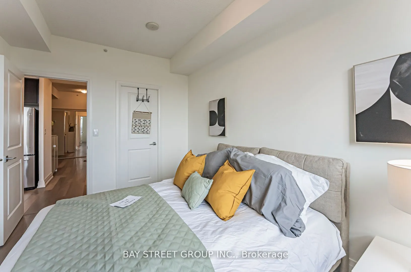 7167 Yonge Street #718