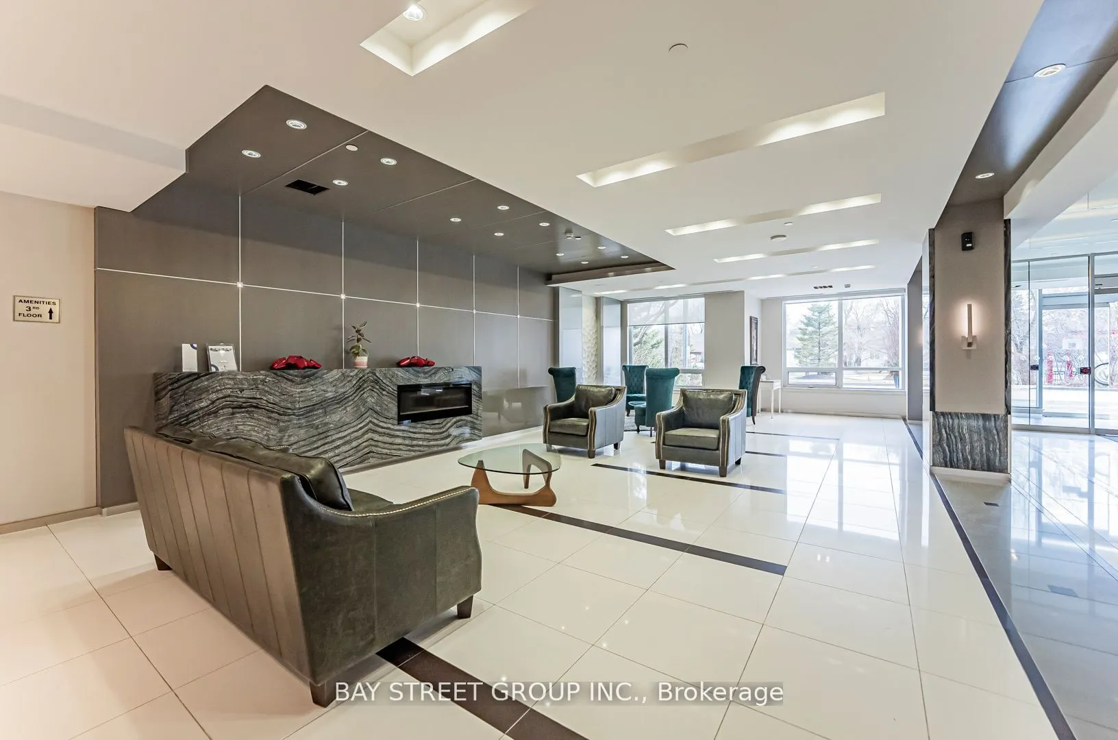 7167 Yonge Street #718