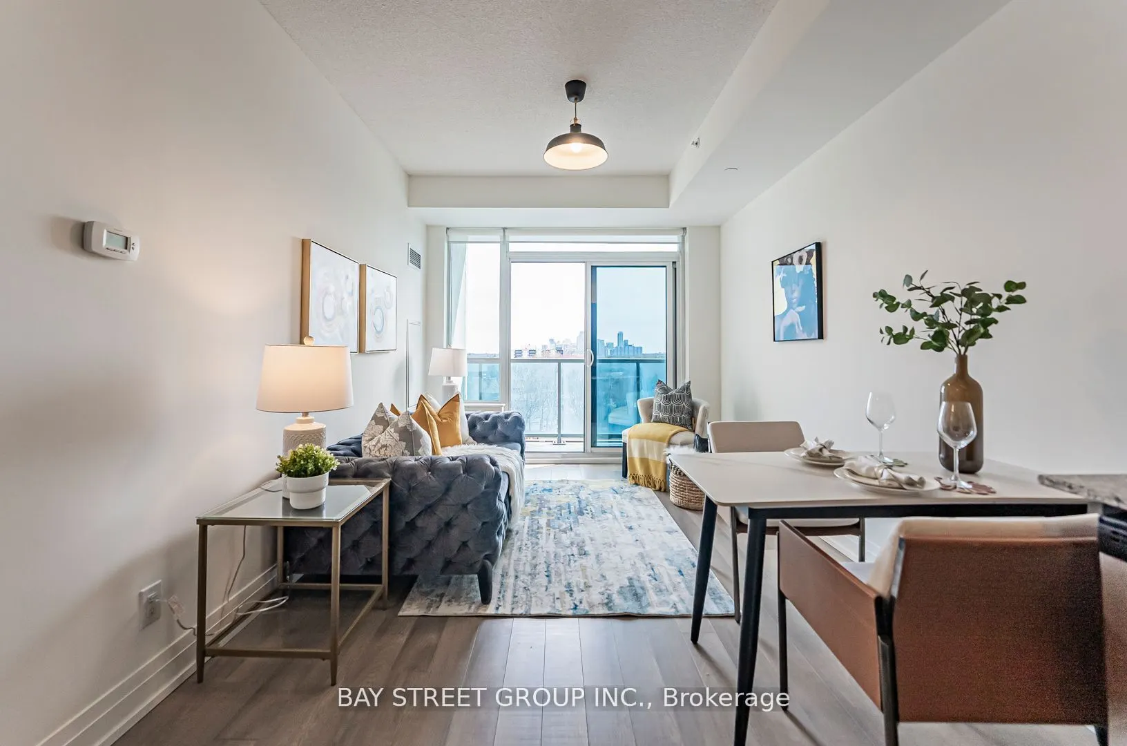 7167 Yonge Street #718