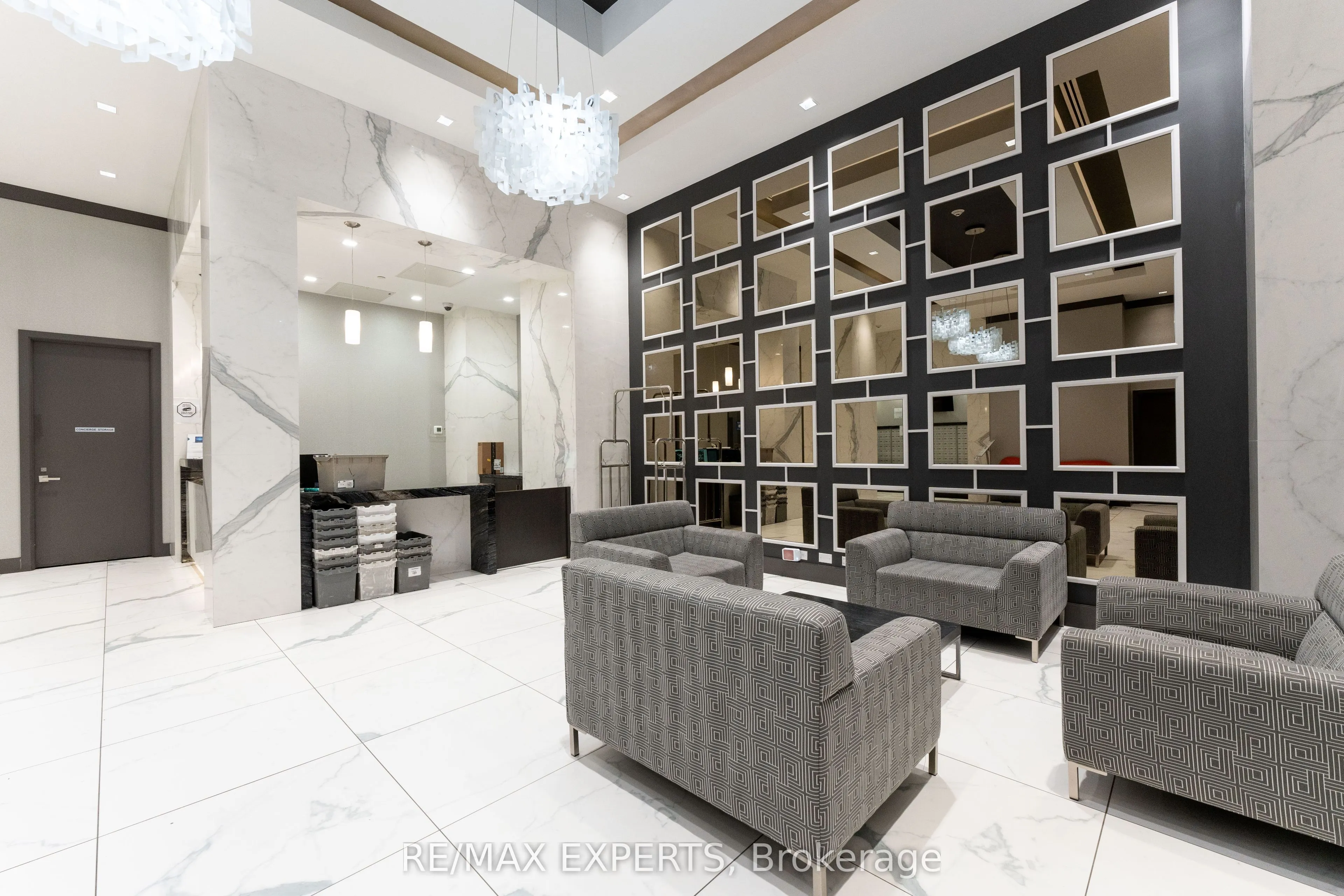 3700 HIGHWAY 7 #401