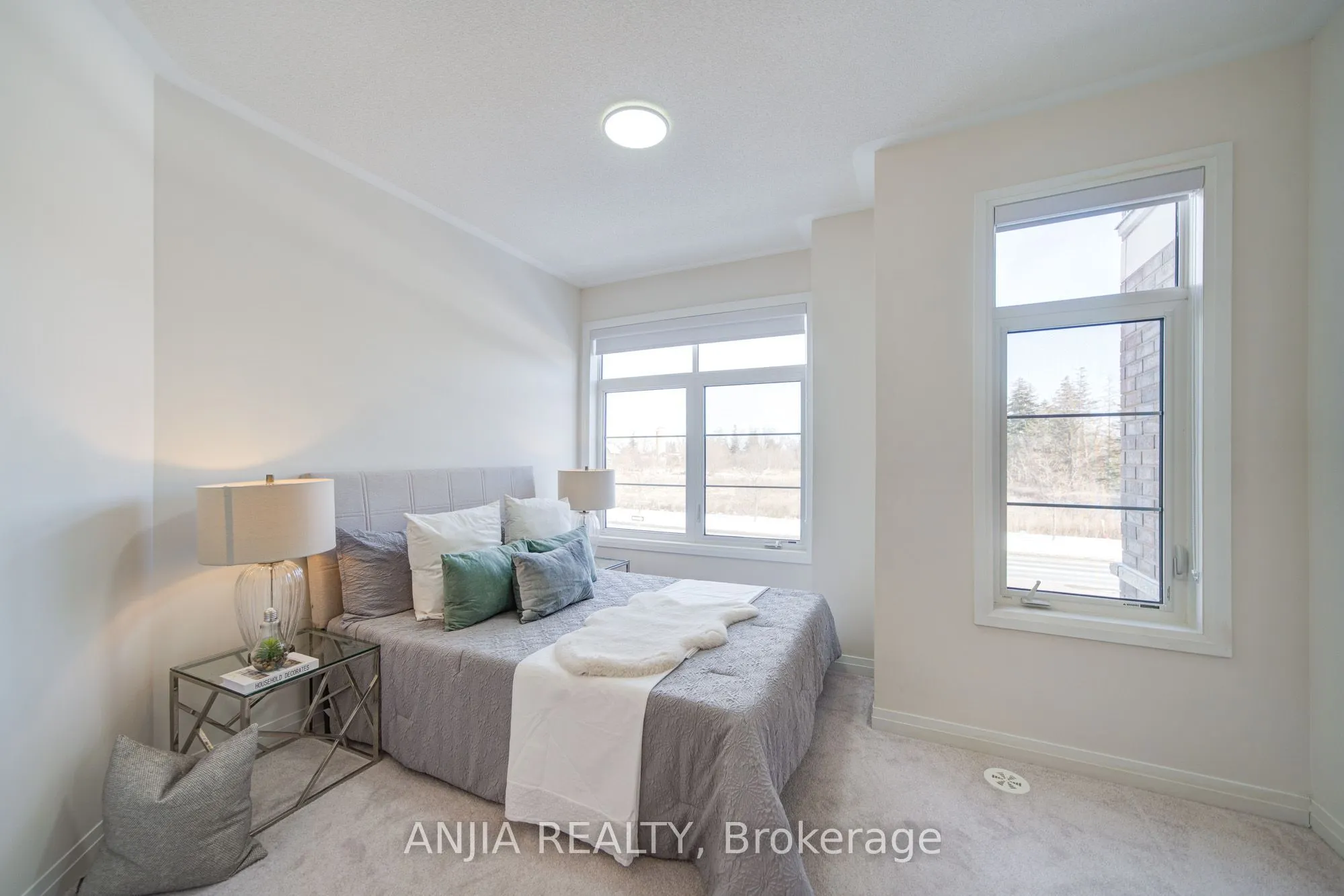 111 Carneros Way