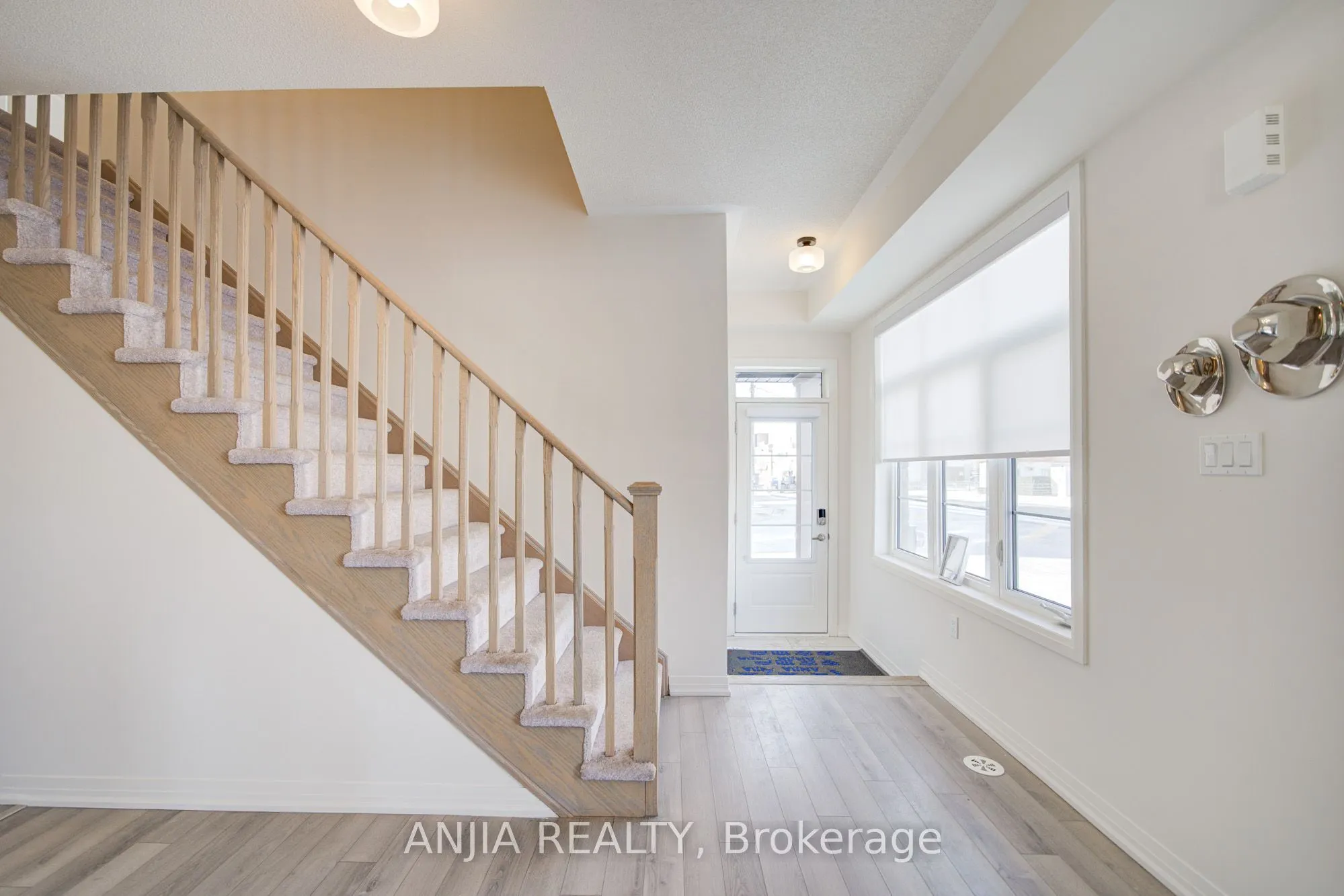 111 Carneros Way