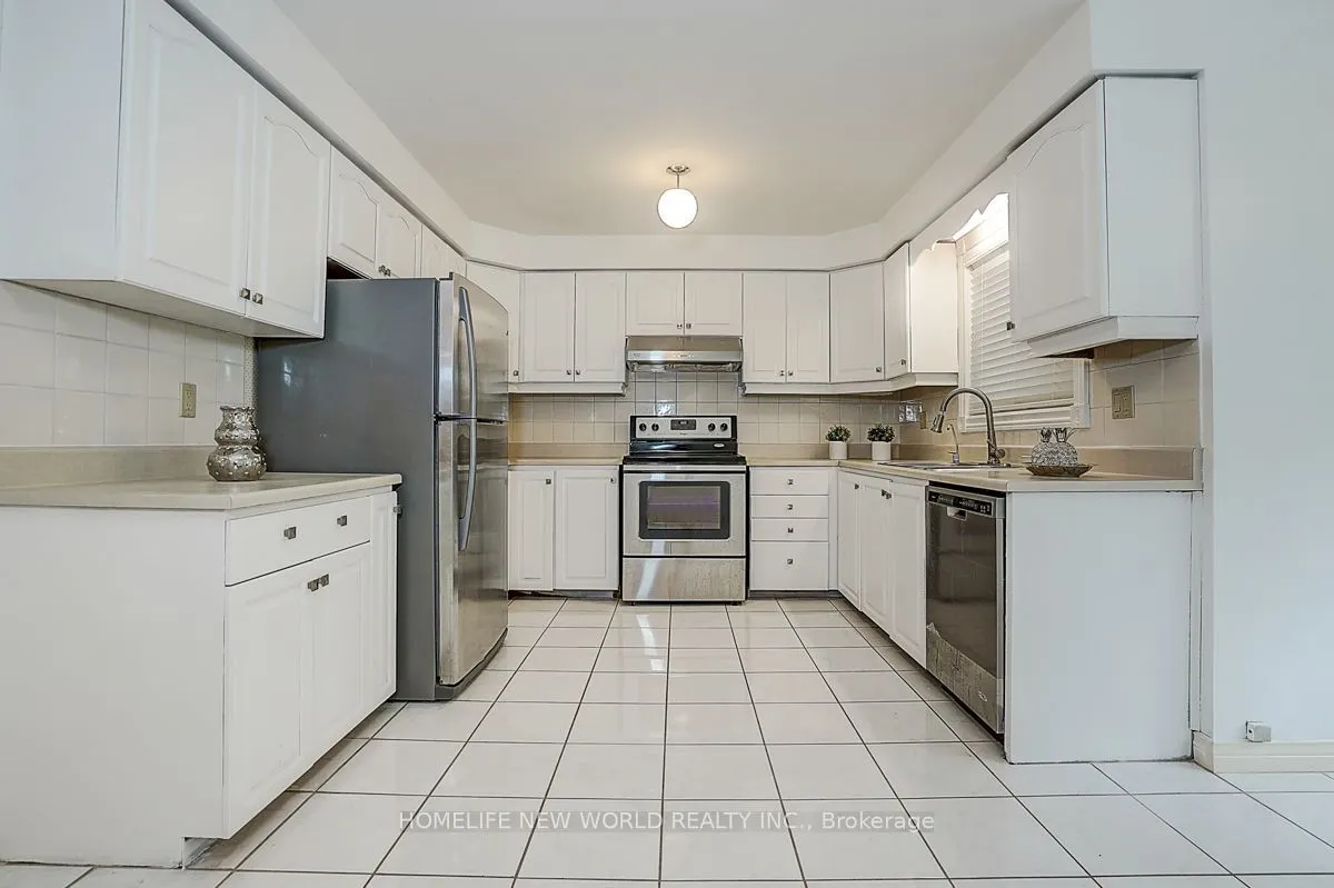 51 Leighland Drive