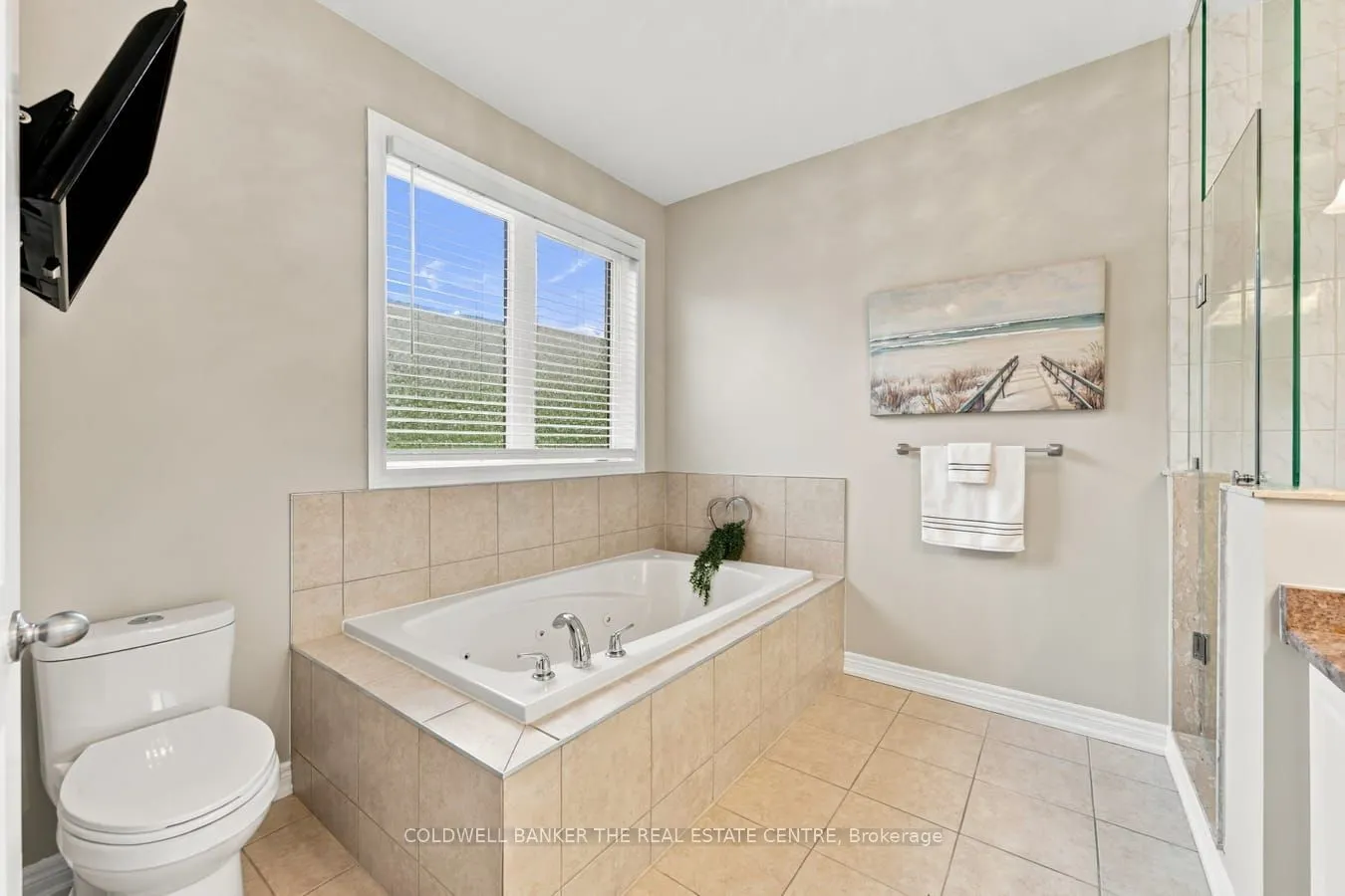 25 Manor Forest Road