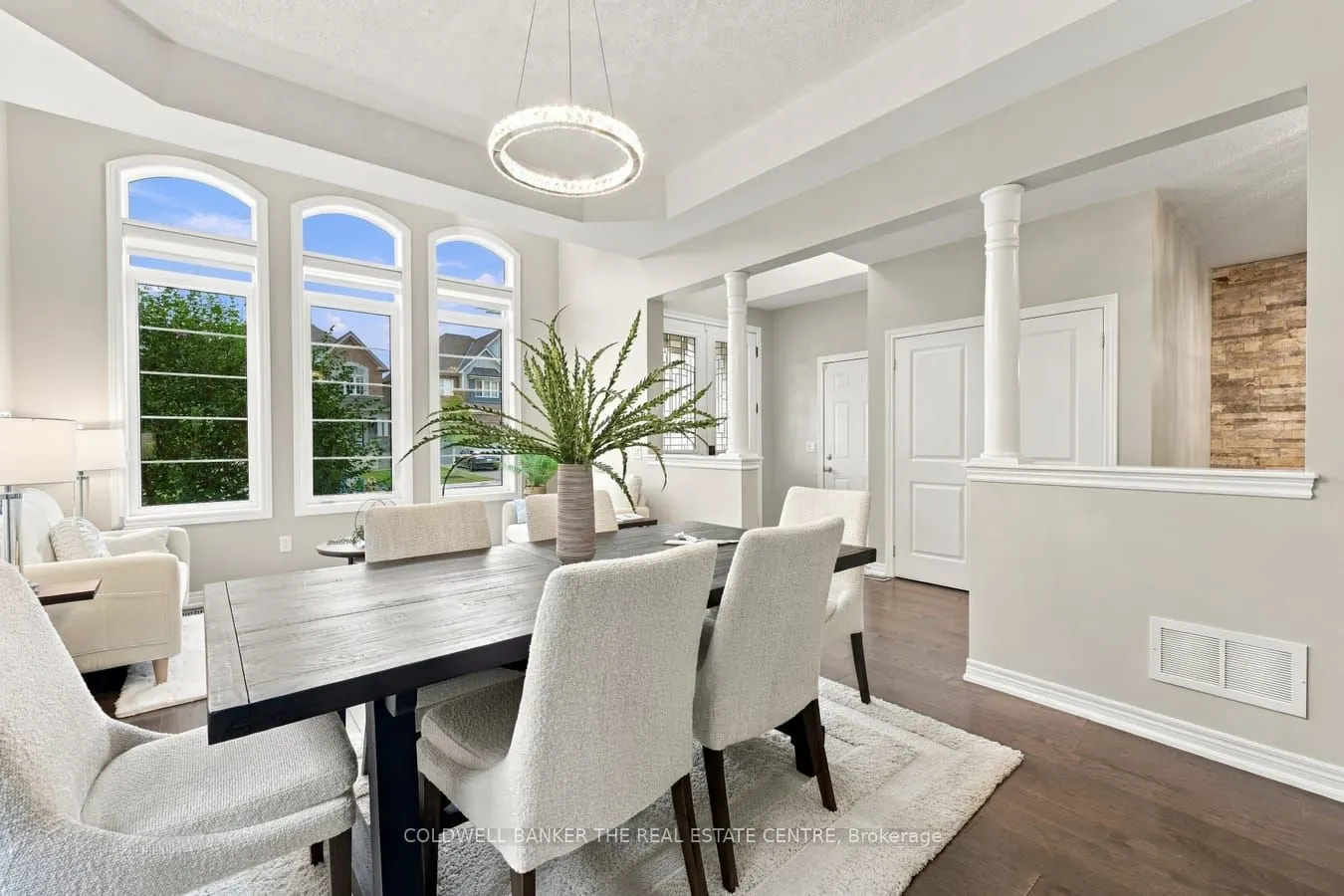 25 Manor Forest Road