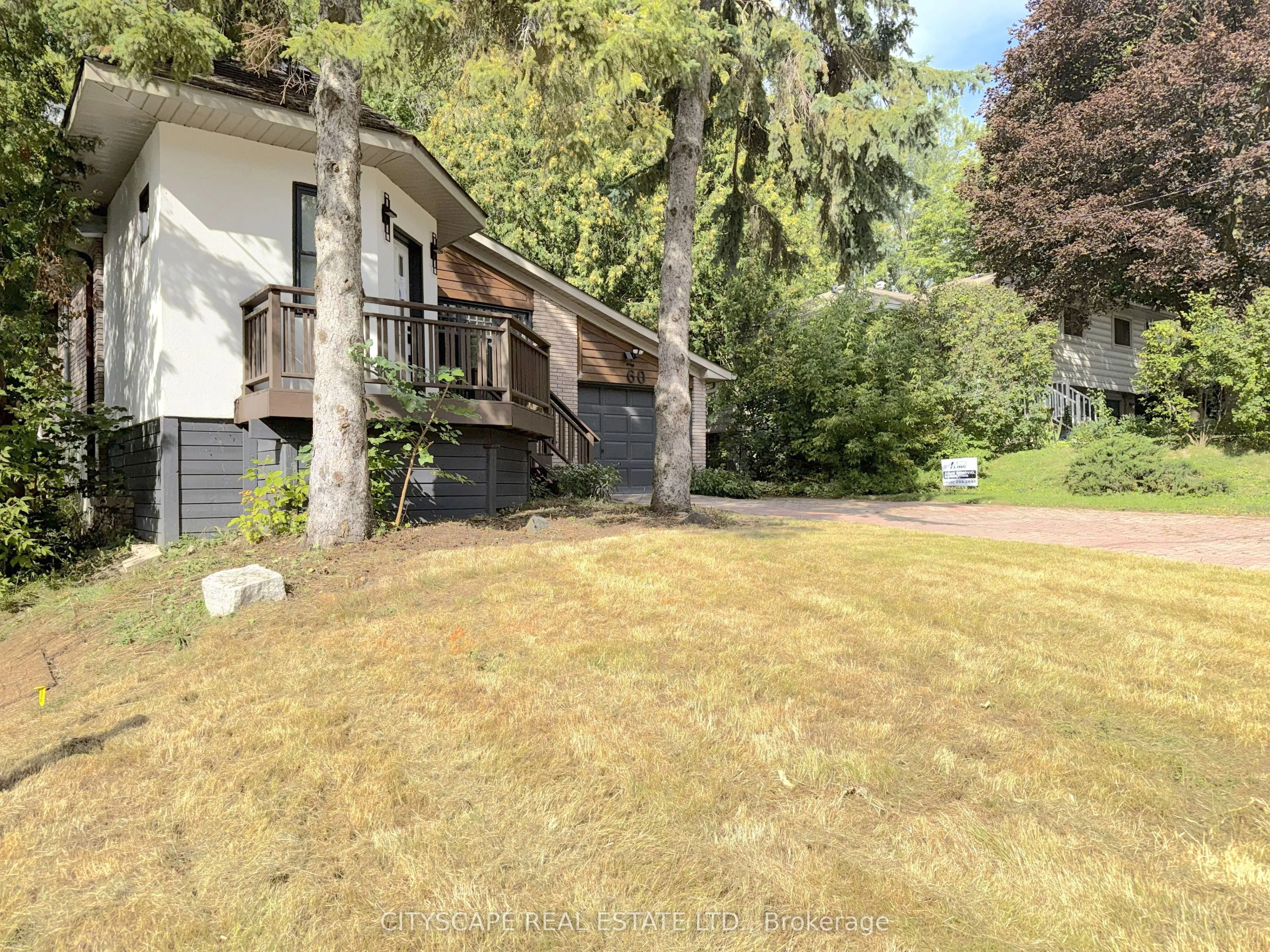 60 Hillview Drive