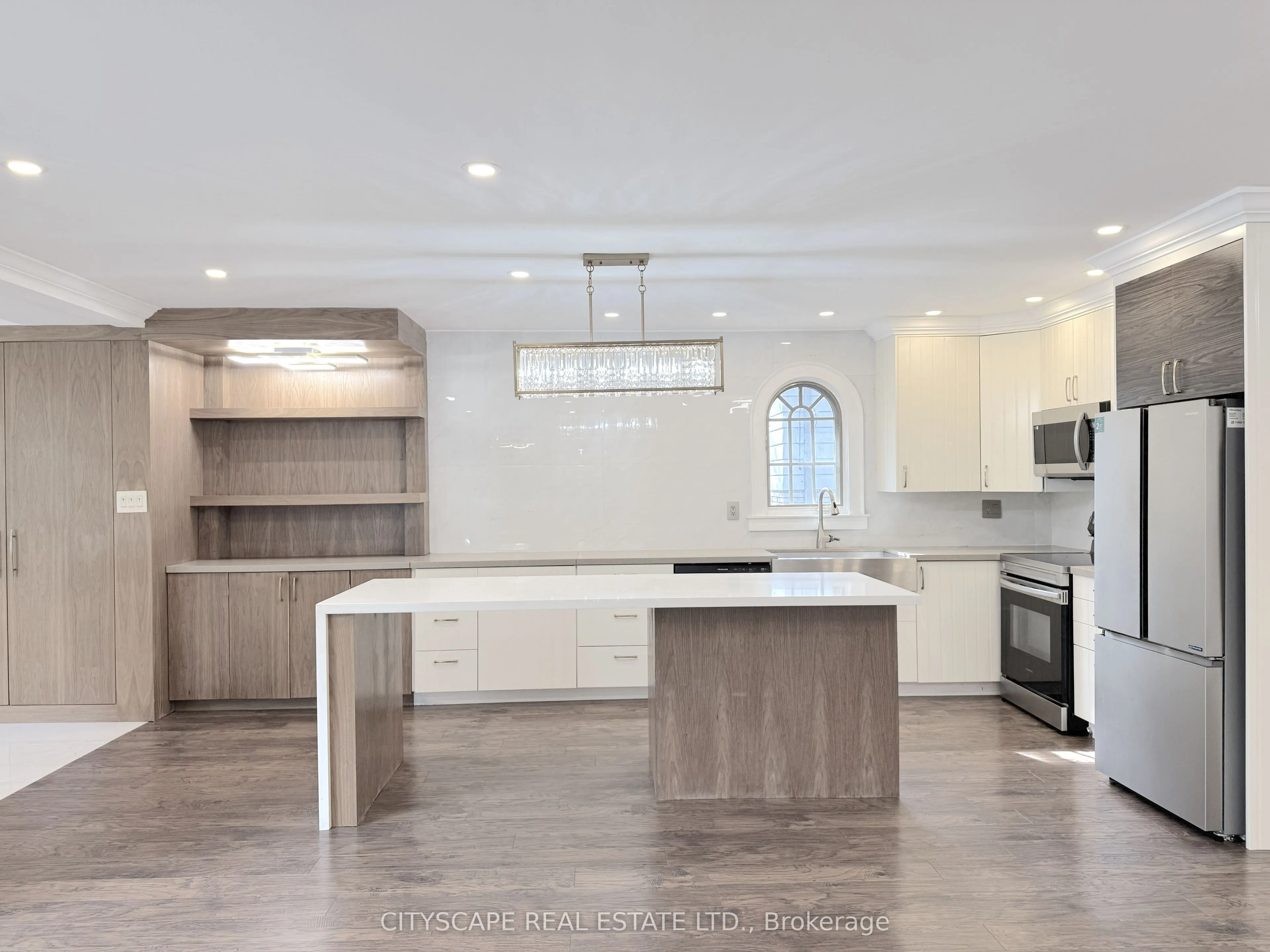 60 Hillview Drive