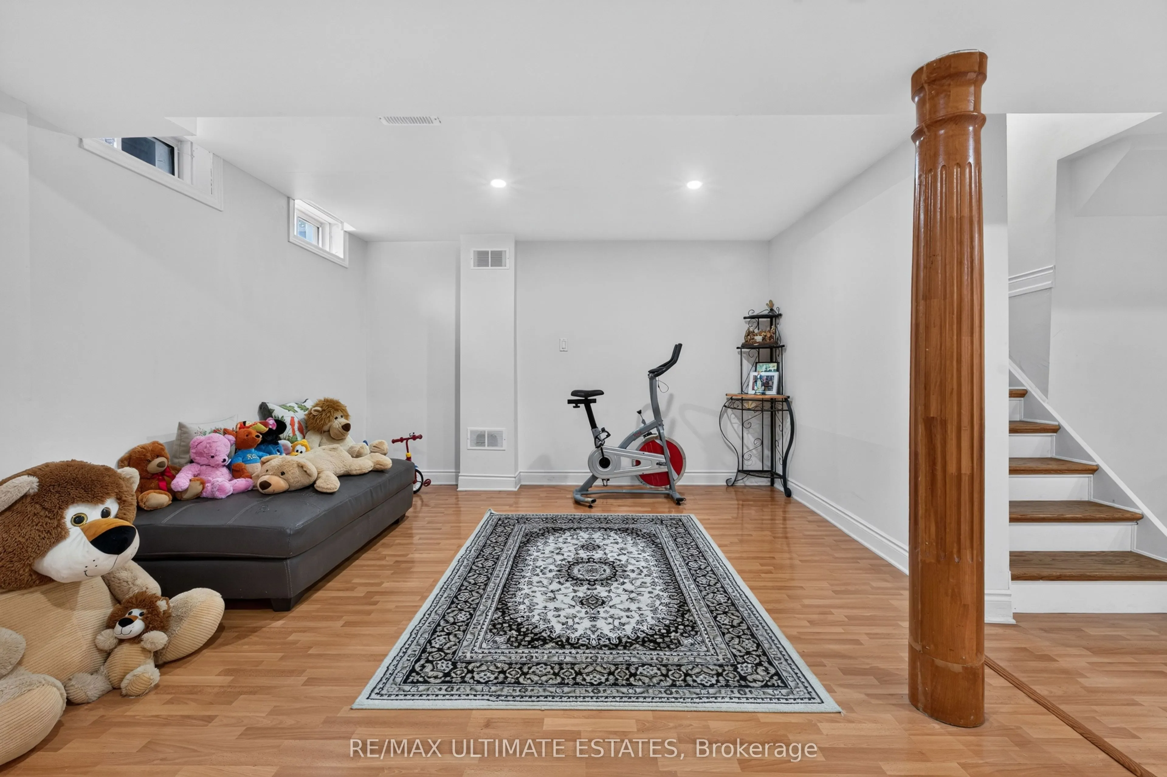 22 Copperstone Crescent
